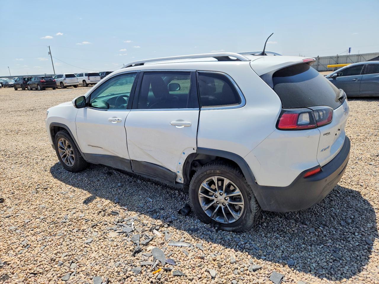 2020 Jeep Cherokee Latitude Plus Белый vin: 1C4PJMLB7LD518491