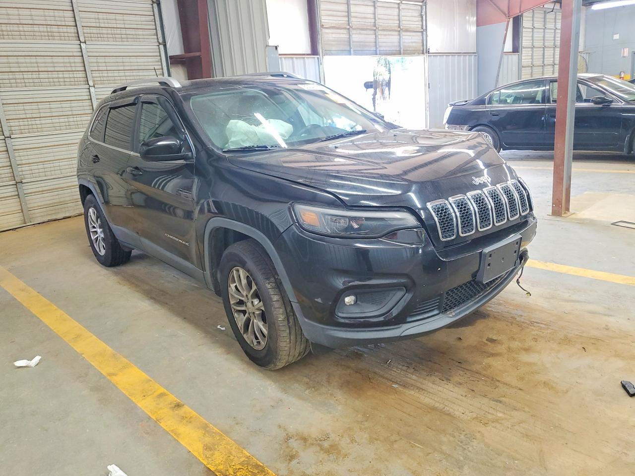2019 Jeep Cherokee Latitude Plus Black vin: 1C4PJMLB8KD199438
