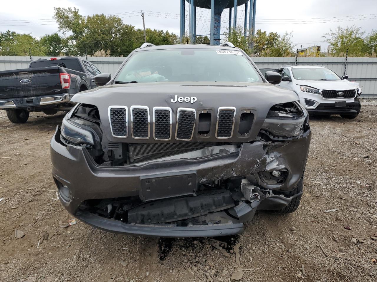 2019 Jeep Cherokee Latitude Plus Gray vin: 1C4PJMLB9KD167095