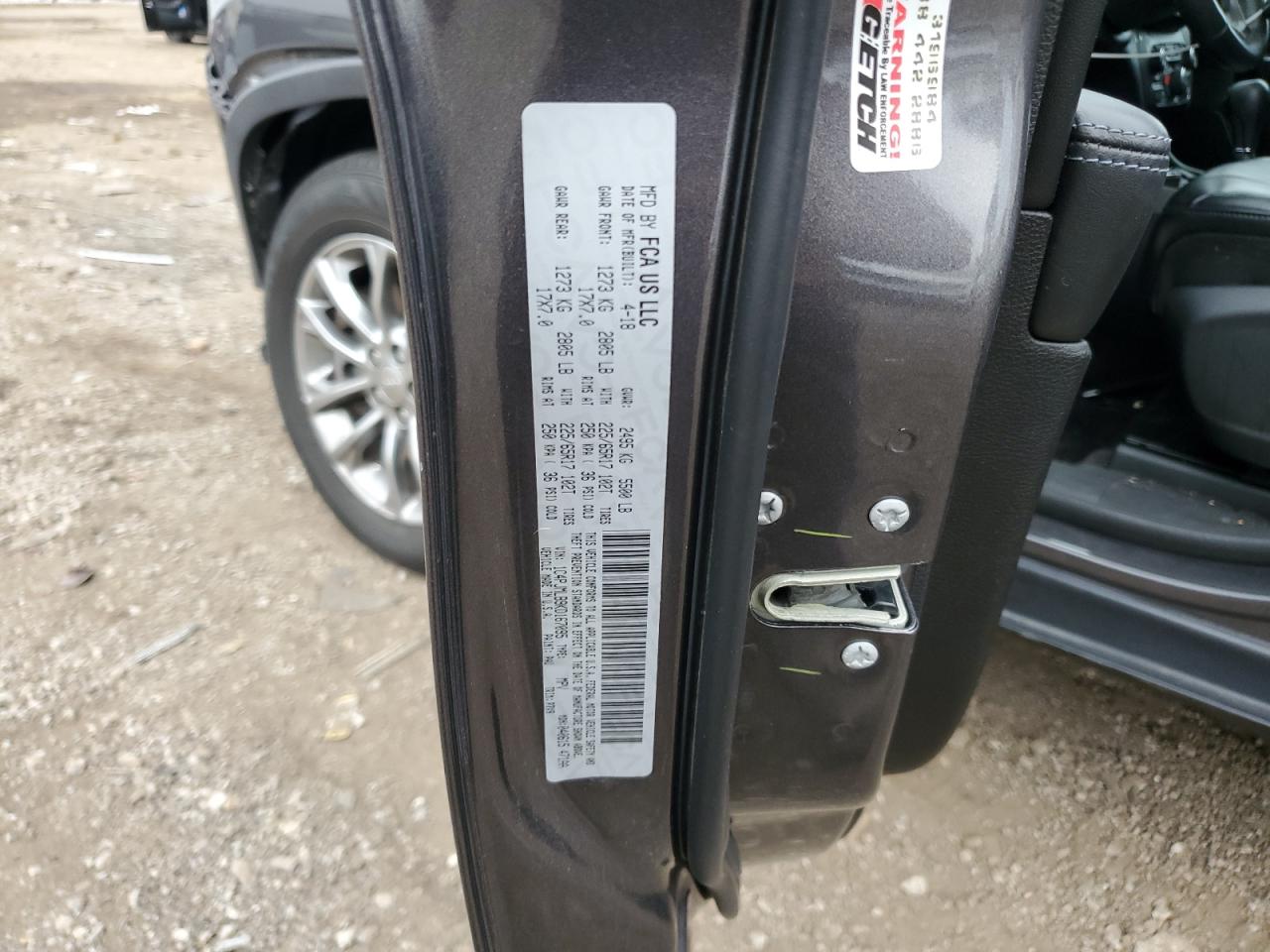 2019 Jeep Cherokee Latitude Plus Gray vin: 1C4PJMLB9KD167095