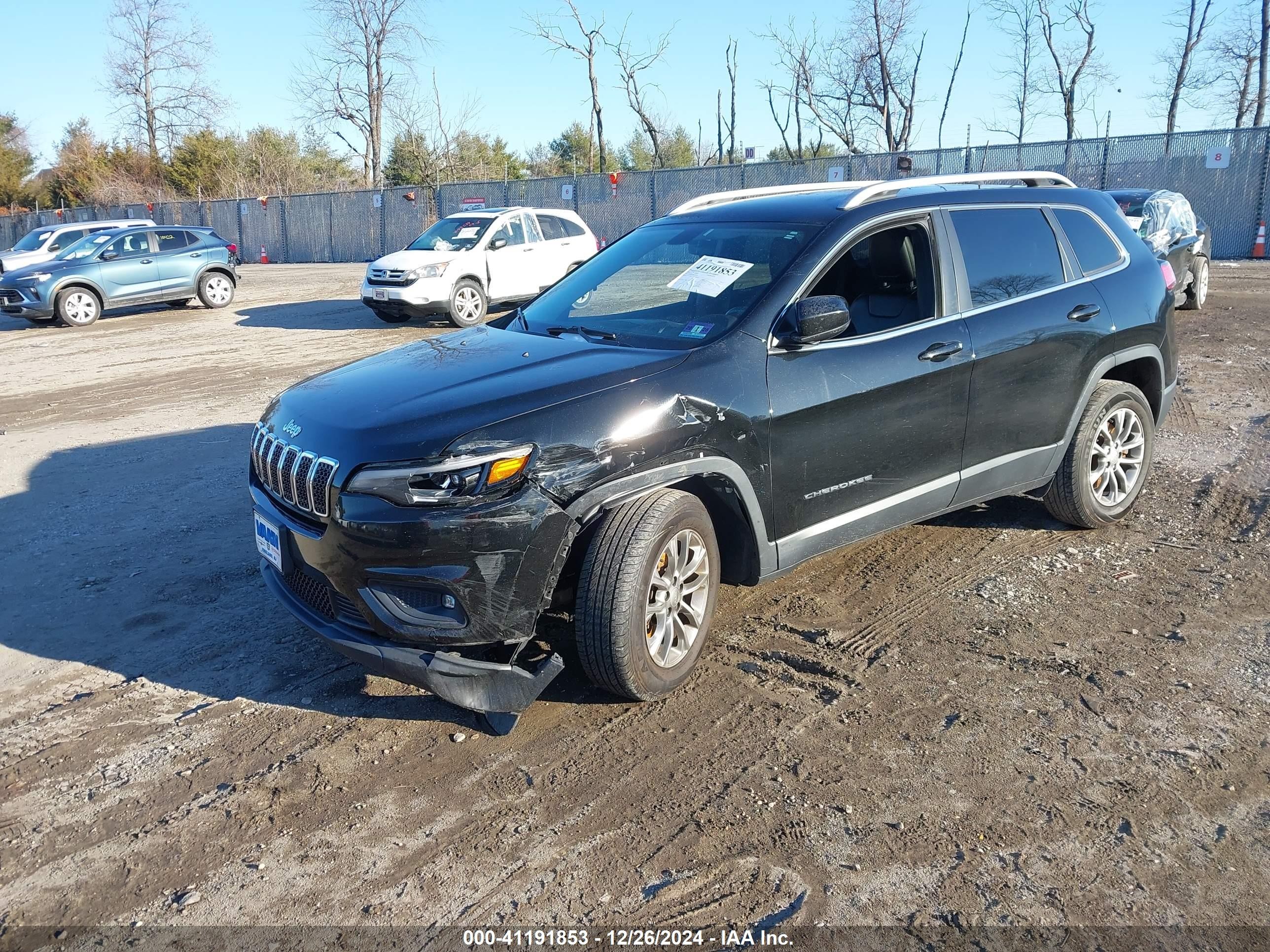 2019 Jeep Cherokee Latitude Plus 4x4 Black vin: 1C4PJMLB9KD351646