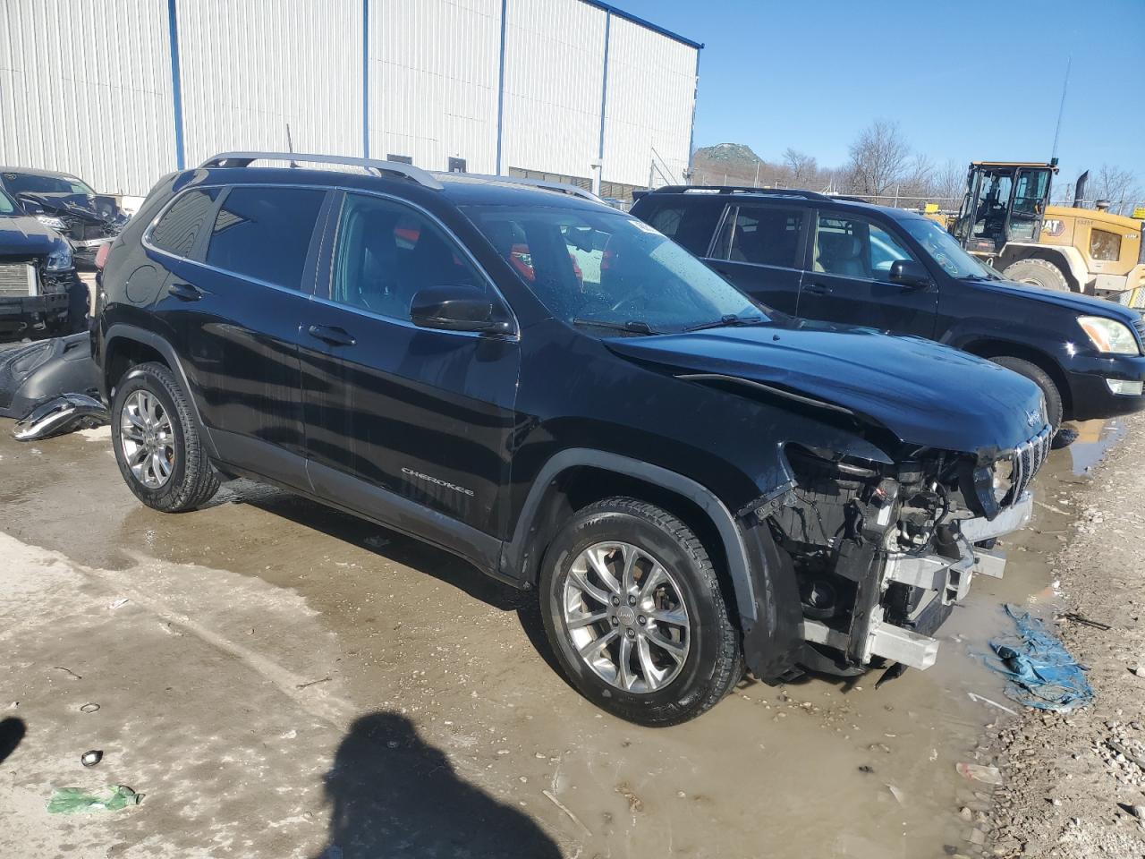 2019 Jeep Cherokee Latitude Plus   Black vin: 1C4PJMLB9KD393752