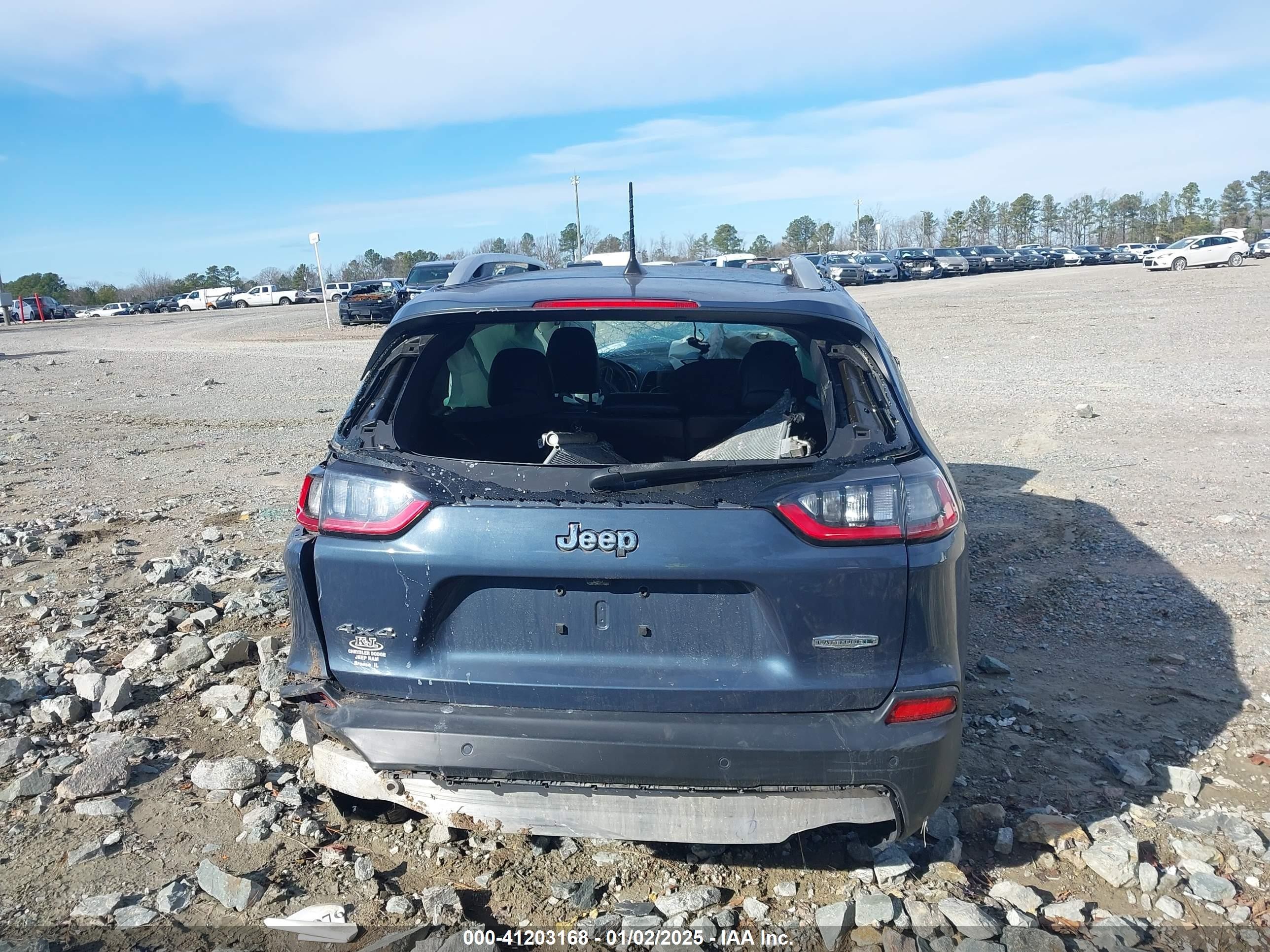 2019 Jeep Cherokee Latitude Plus 4x4 Blue vin: 1C4PJMLB9KD426328