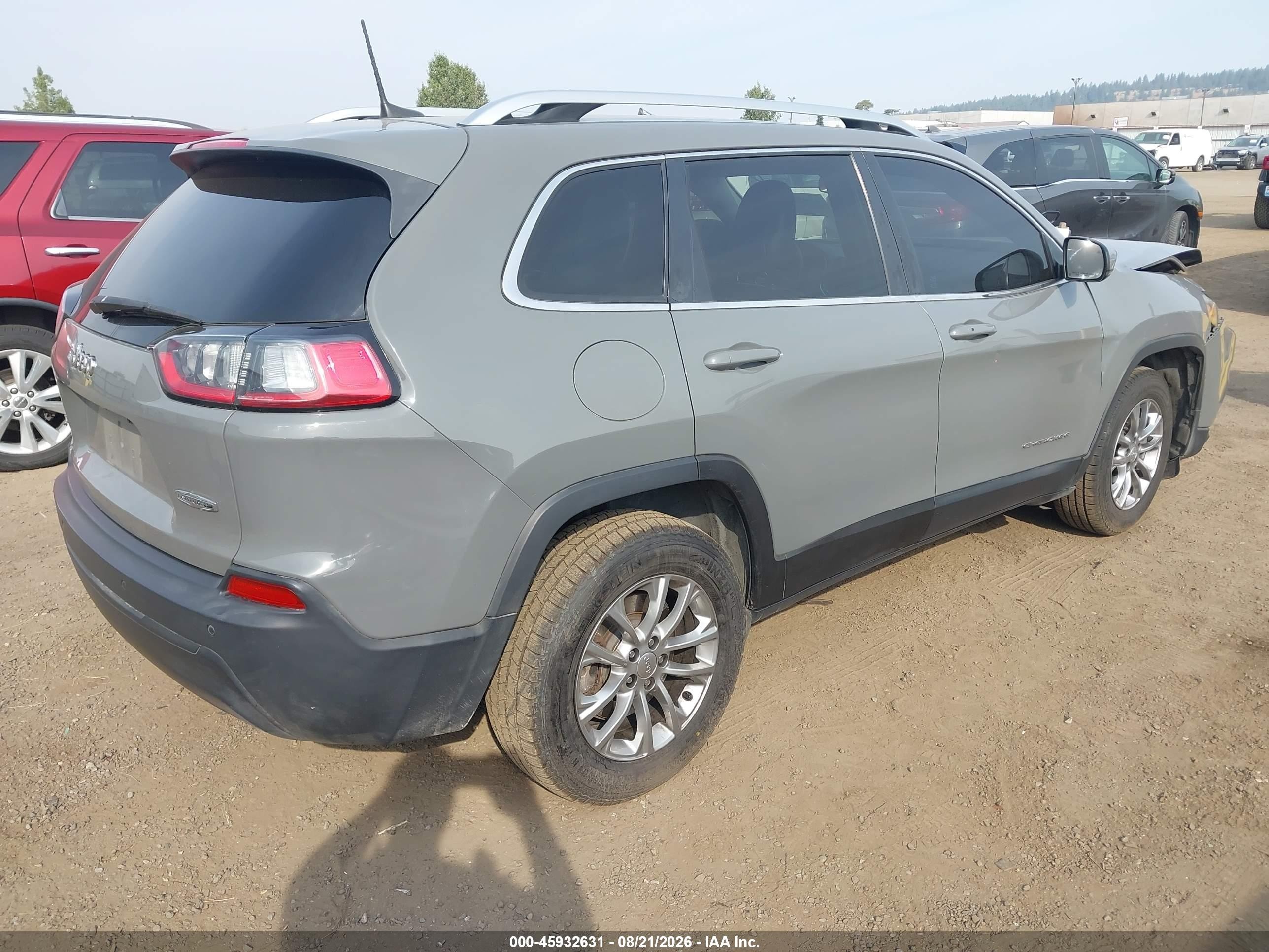 2020 Jeep Cherokee Latitude Plus 4x4 Gray vin: 1C4PJMLB9LD612176