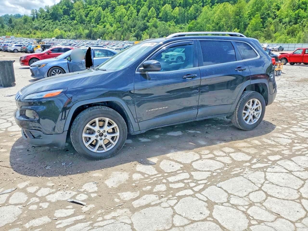 2018 Jeep Cherokee Latitude Plus Black vin: 1C4PJMLBXJD541227