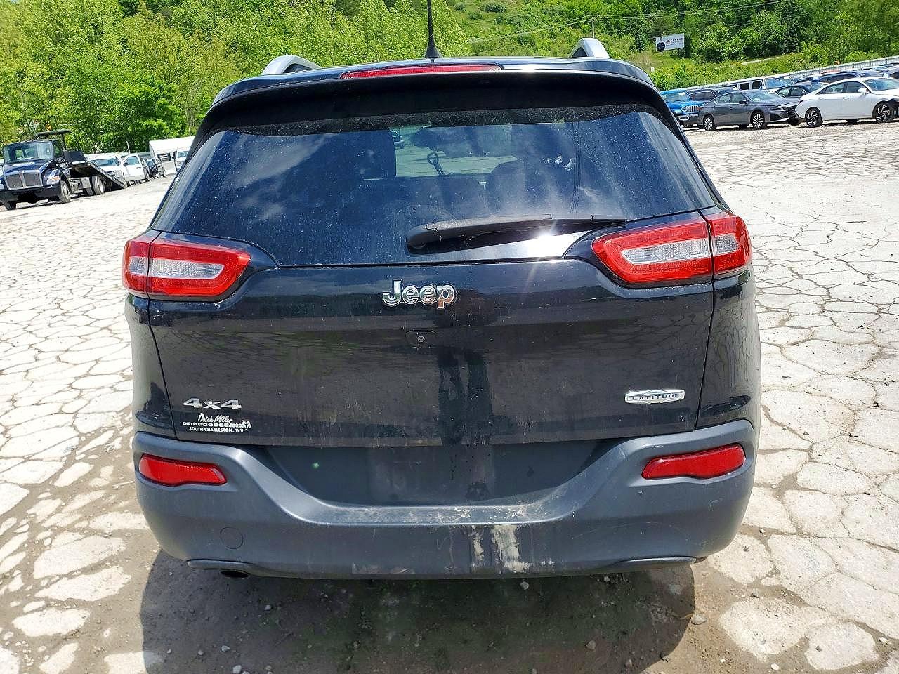 2018 Jeep Cherokee Latitude Plus Black vin: 1C4PJMLBXJD541227