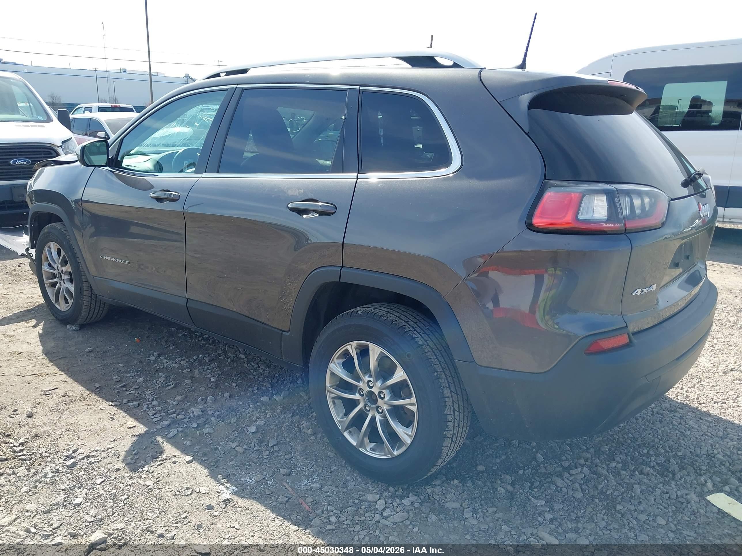 2019 Jeep Cherokee Latitude Plus 4x4 Gray vin: 1C4PJMLBXKD195018