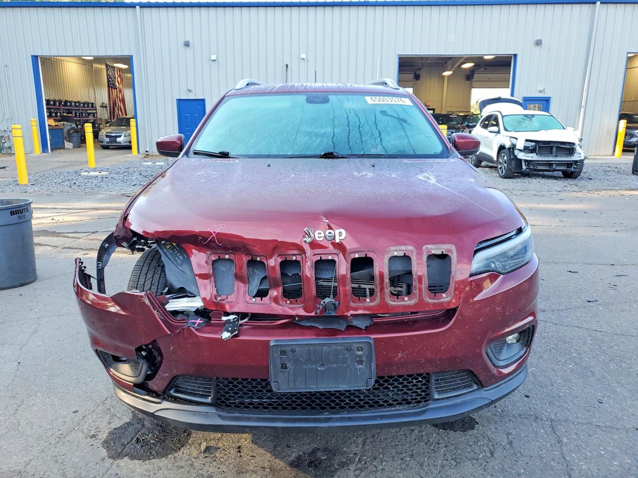 2019 Jeep Cherokee Latitude Plus Red vin: 1C4PJMLN2KD224490