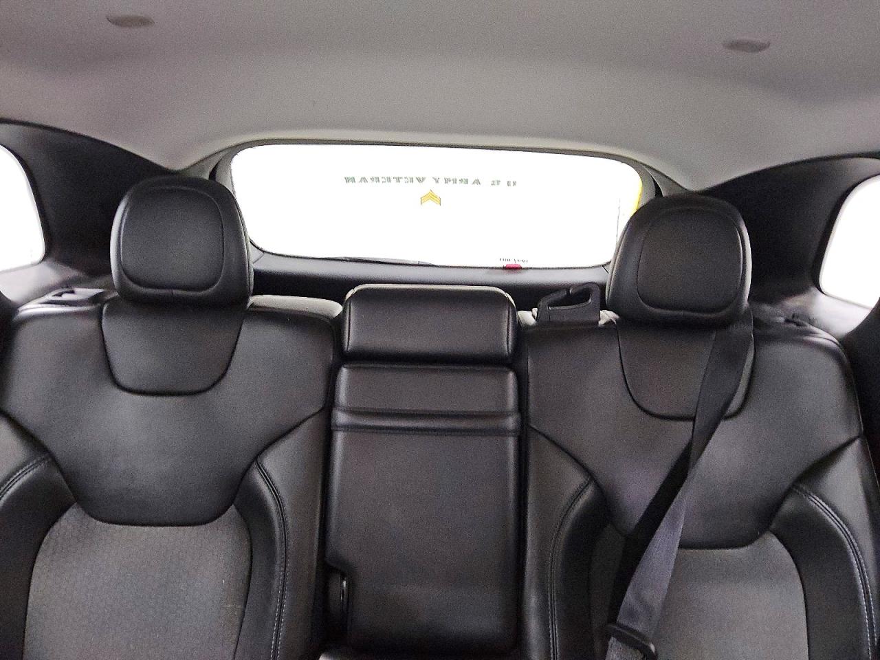 2019 Jeep Cherokee Latitude Plus Red vin: 1C4PJMLN3KD224384