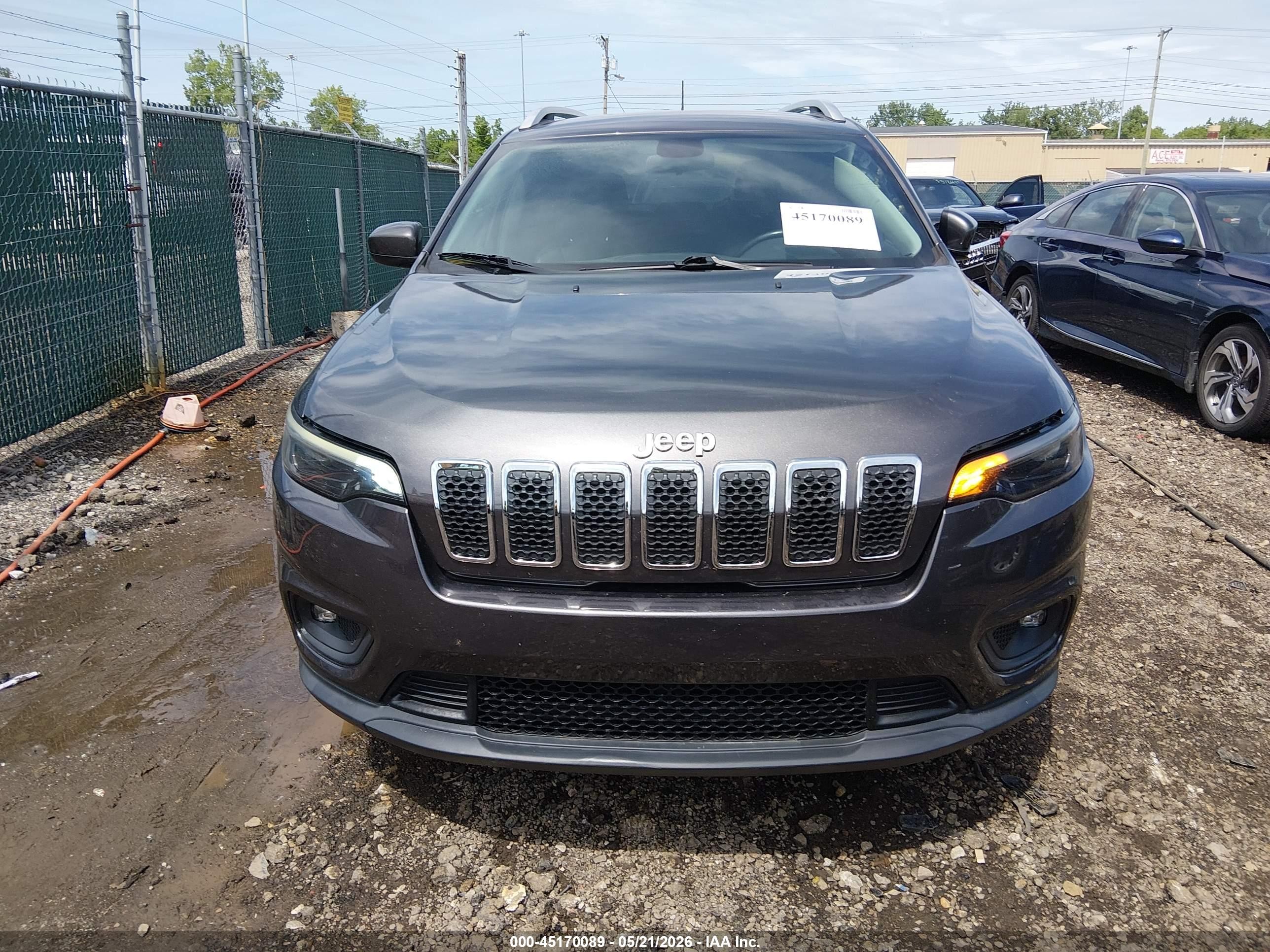 2019 Jeep Cherokee Latitude Plus 4x4 Black vin: 1C4PJMLN6KD123601