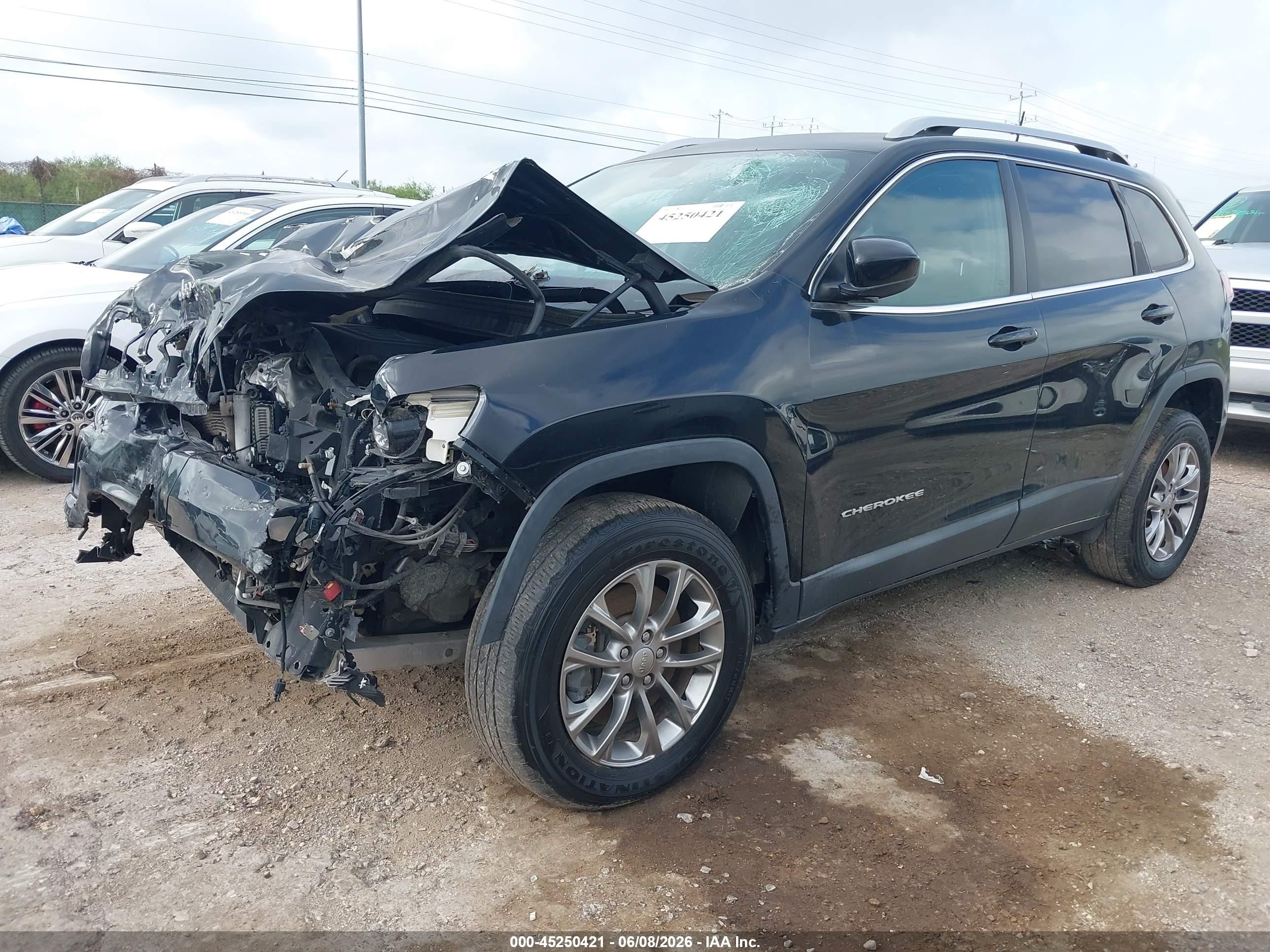 2019 Jeep Cherokee Latitude Plus 4x4 Black vin: 1C4PJMLN9KD212014