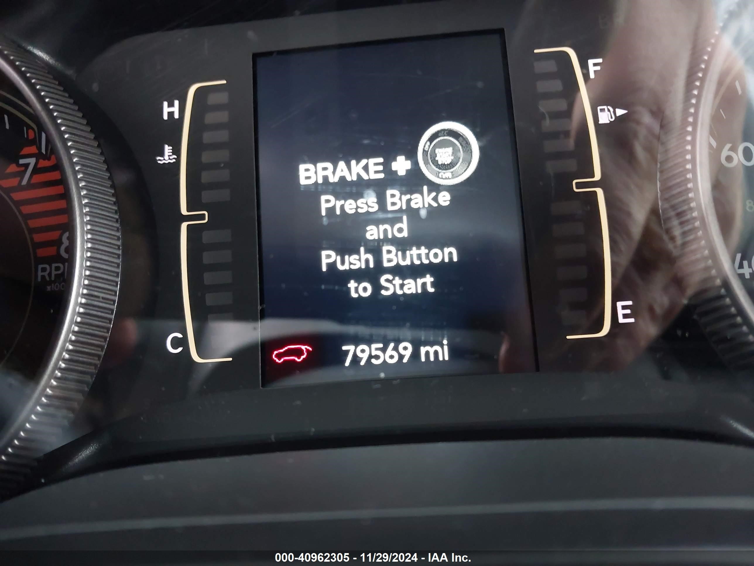 2019 Jeep Cherokee Latitude Plus 4x4 Gray vin: 1C4PJMLX0KD105810