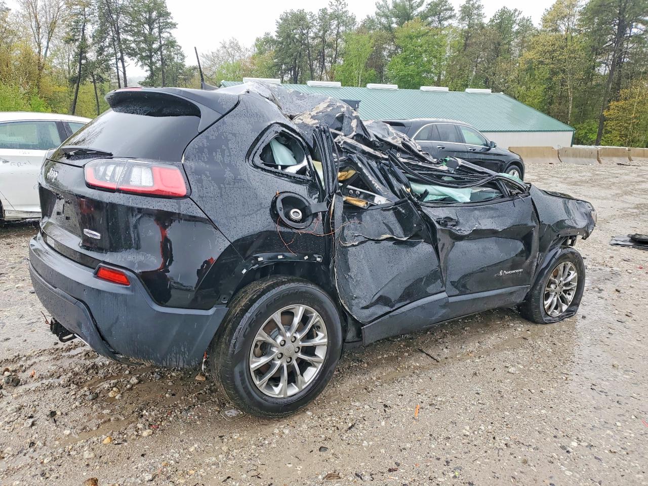 2019 Jeep Cherokee Latitude Plus Black vin: 1C4PJMLX0KD287766
