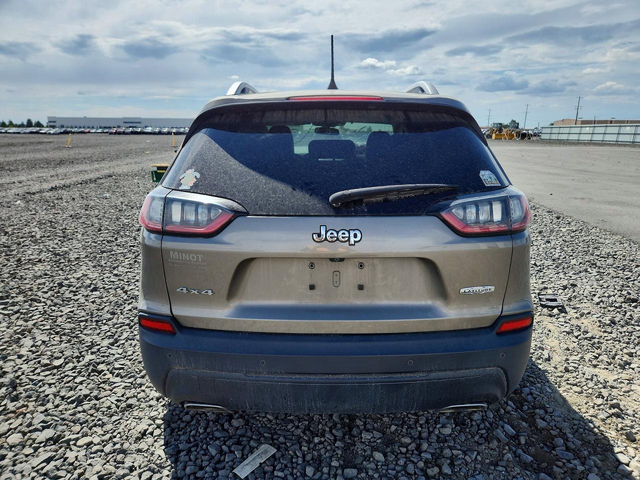 2019 Jeep Cherokee Latitude Plus Угольный vin: 1C4PJMLX1KD306437