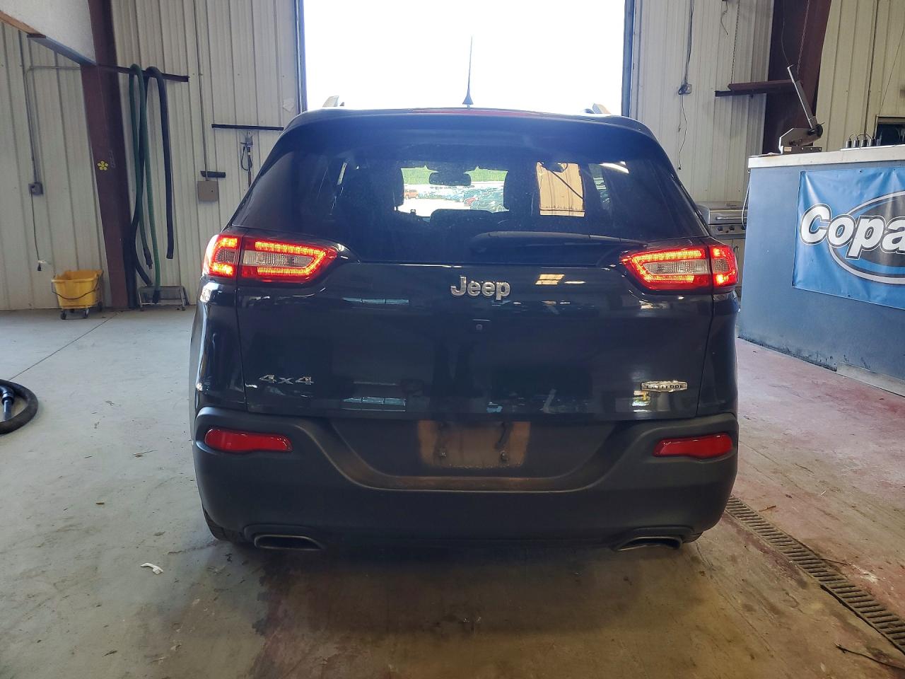 2018 Jeep Cherokee Latitude Plus Угольный vin: 1C4PJMLX8JD615112