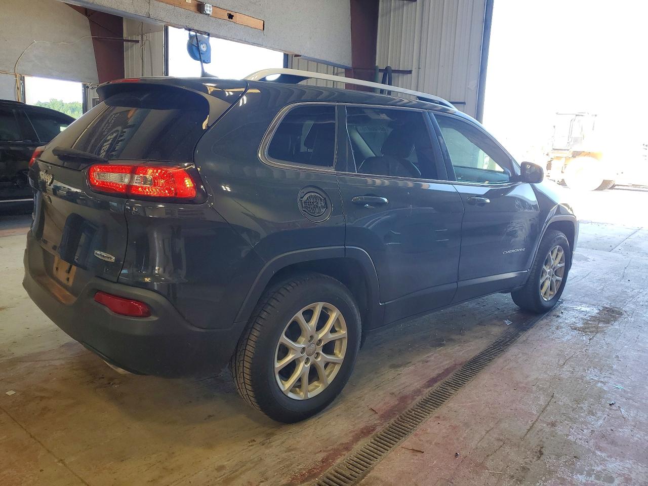 2018 Jeep Cherokee Latitude Plus Угольный vin: 1C4PJMLX8JD615112