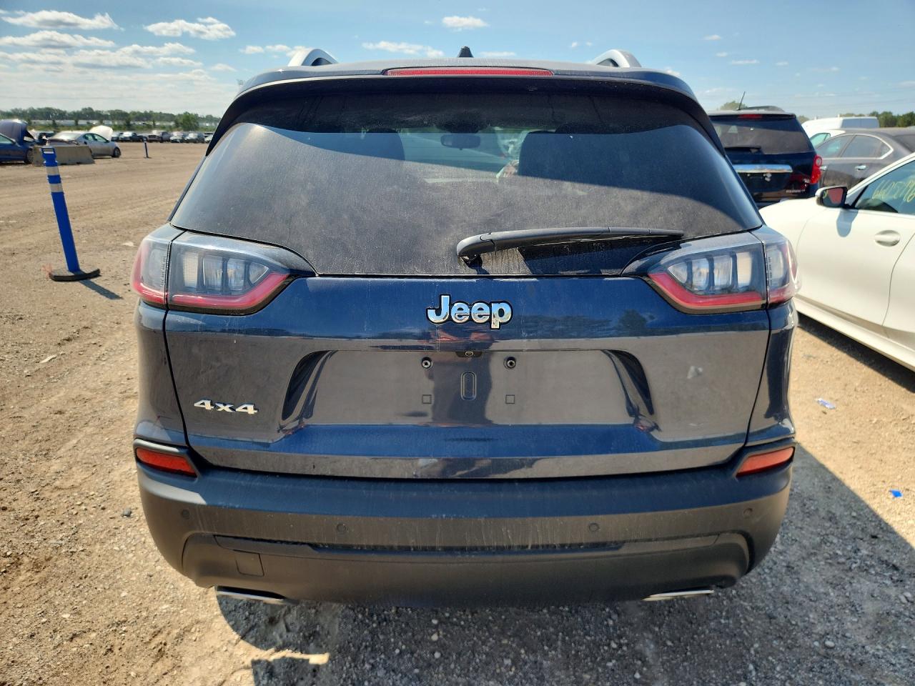 2020 Jeep Cherokee Latitude Plus Blue vin: 1C4PJMLX8LD640661
