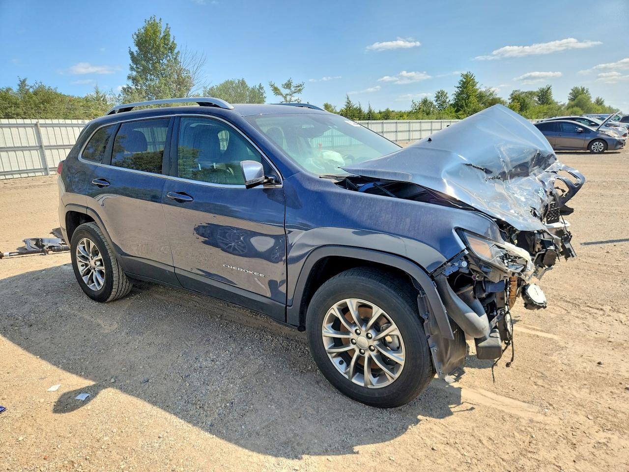 2020 Jeep Cherokee Latitude Plus Blue vin: 1C4PJMLX8LD640661