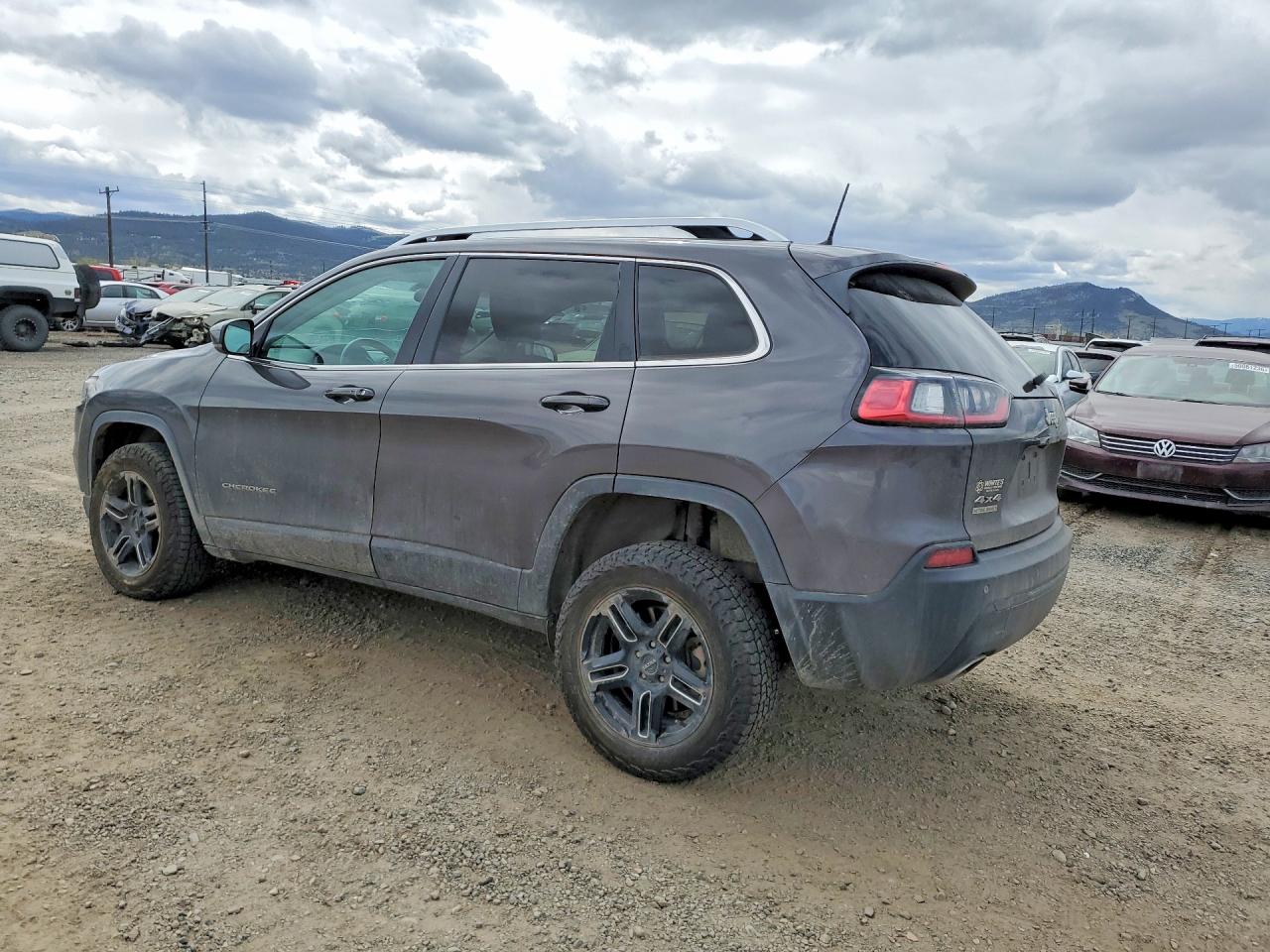 2019 Jeep Cherokee Latitude Plus Black vin: 1C4PJMLX9KD113842