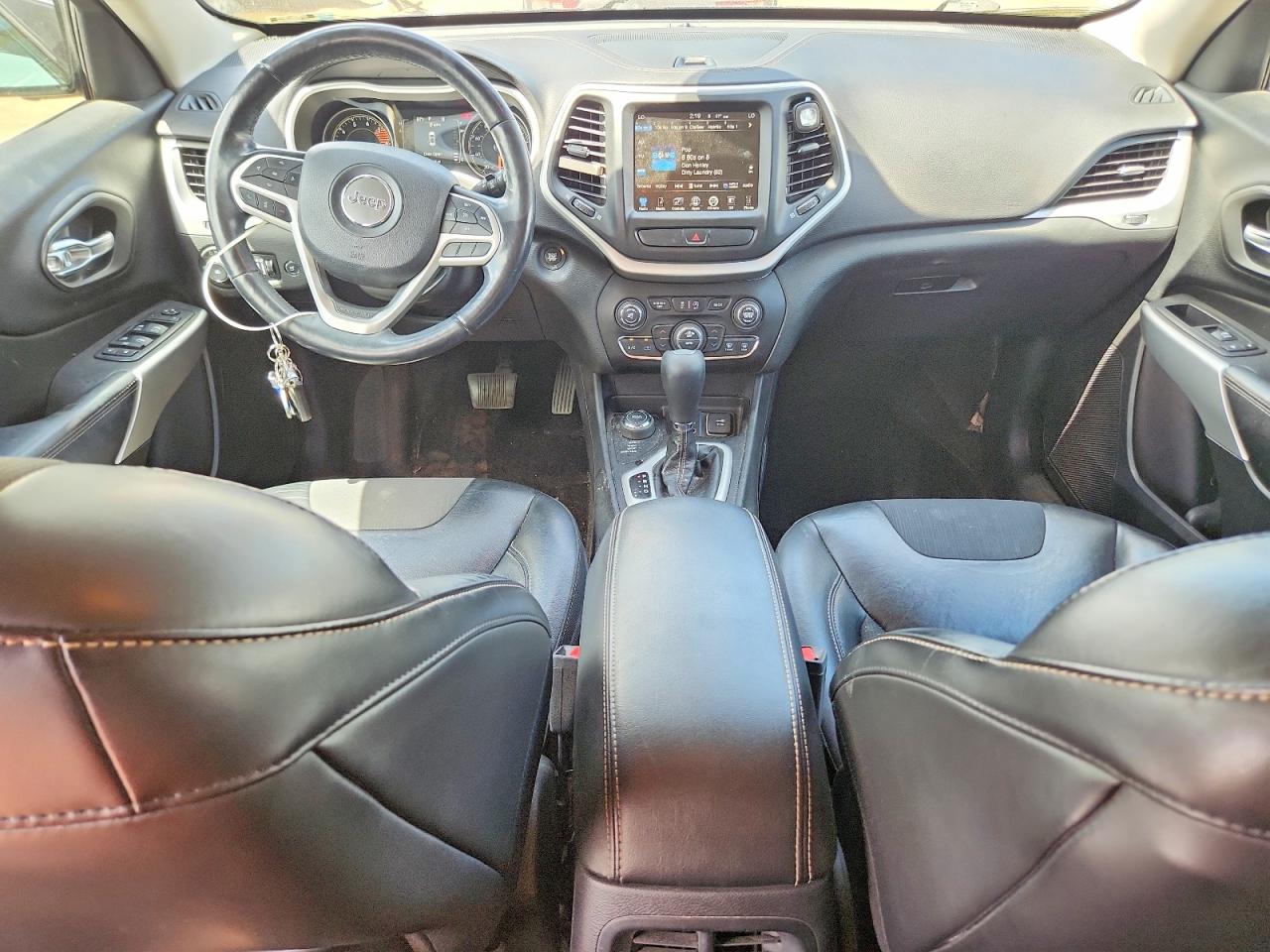 2018 Jeep Cherokee Latitude Plus Blue vin: 1C4PJMLXXJD522477