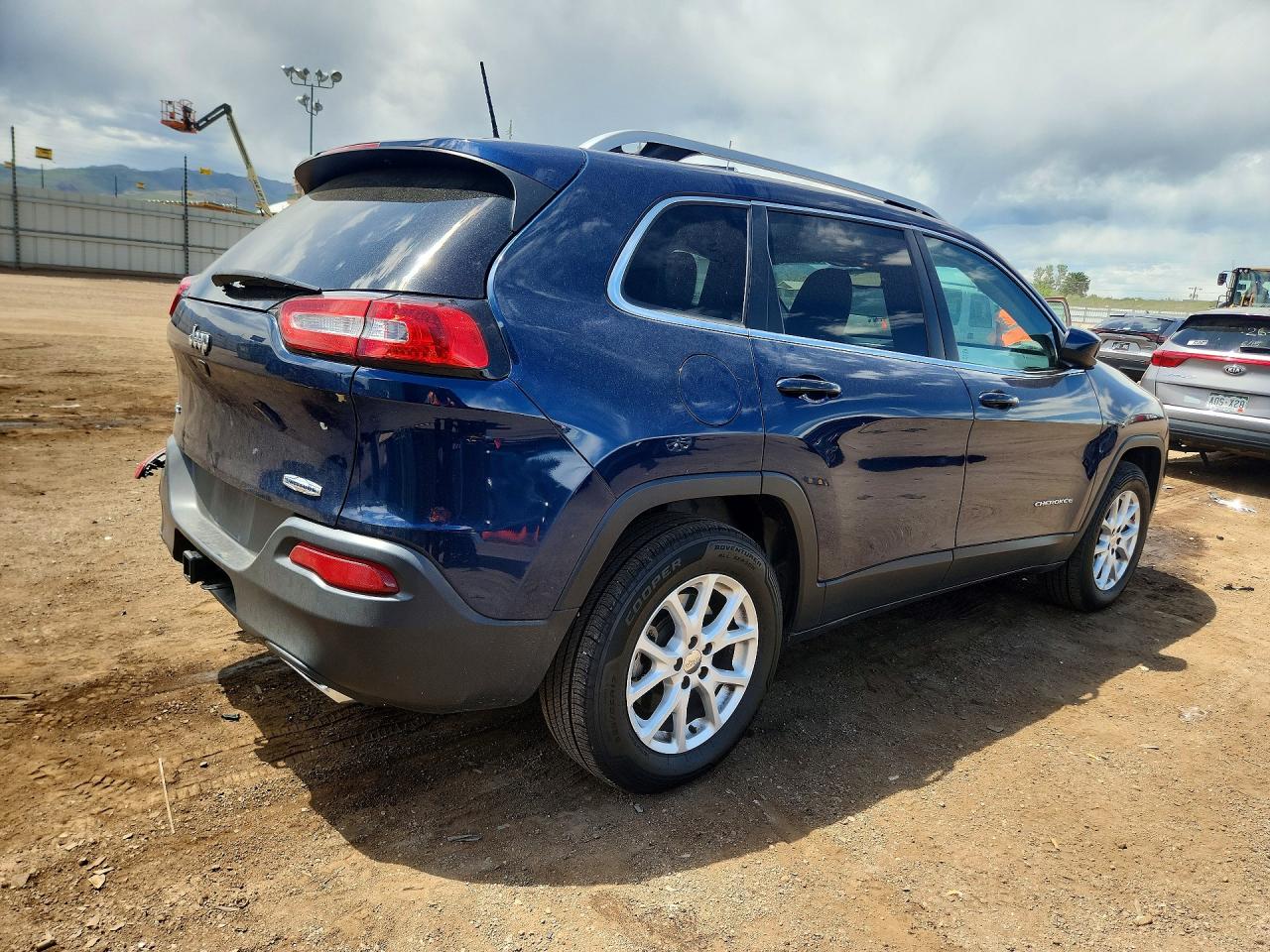 2018 Jeep Cherokee Latitude Plus Blue vin: 1C4PJMLXXJD522477