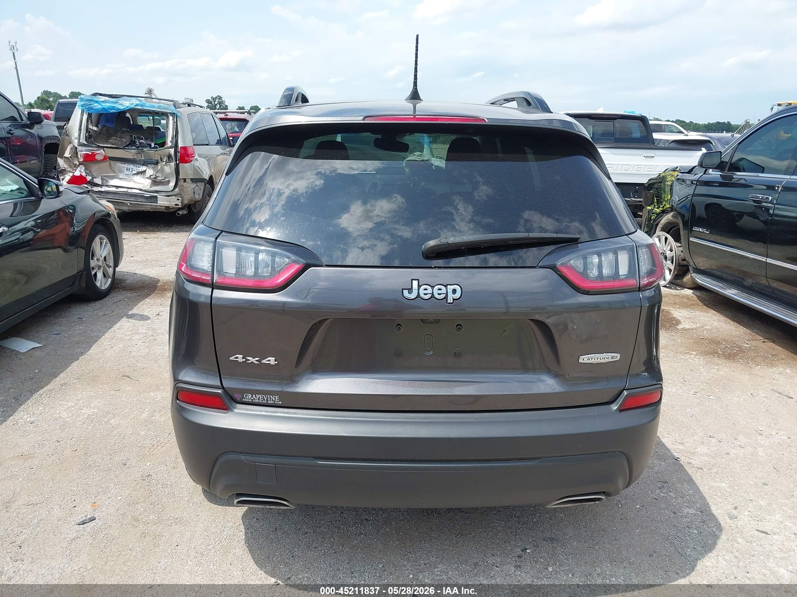 2022 Jeep Cherokee Latitude Lux 4x4 Gray vin: 1C4PJMMN9ND538804
