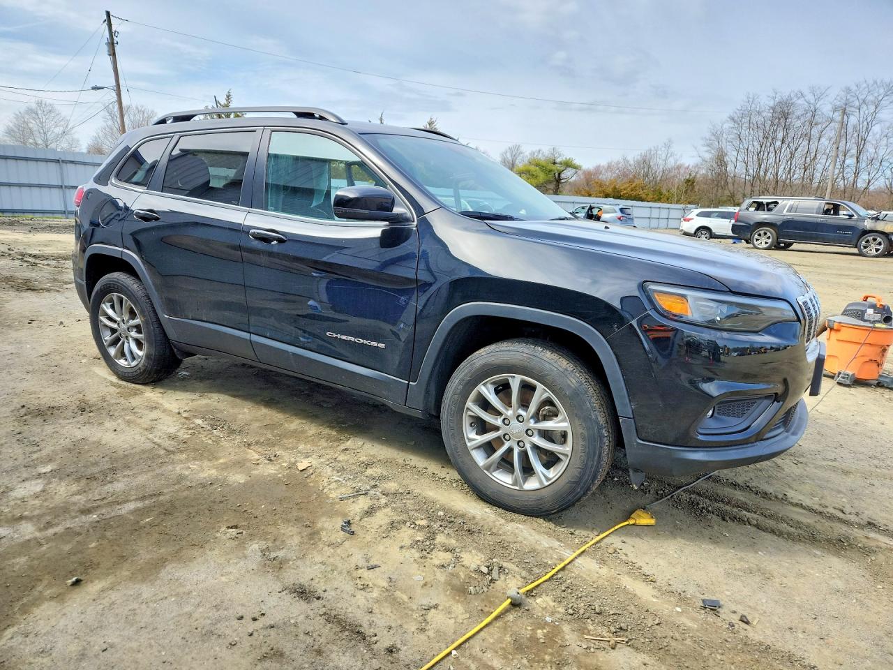 2022 Jeep Cherokee Latitude Lux Black vin: 1C4PJMMX1ND507015
