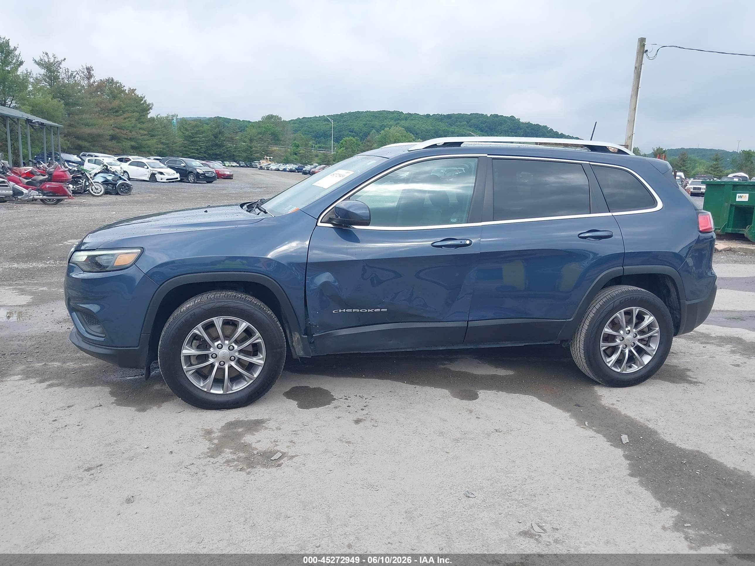 2021 Jeep Cherokee Latitude Lux 4x4 Blue vin: 1C4PJMMX4MD138598