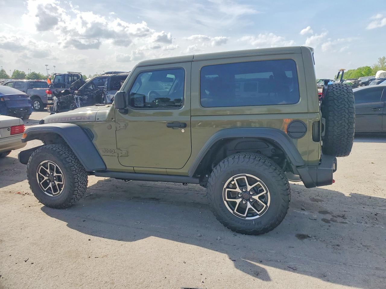 2025 Jeep Wrangler Rubicon Зеленый vin: 1C4PJXCNXSW649123