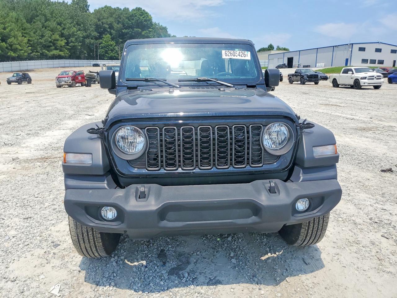 2025 Jeep Wrangler Sport Черный vin: 1C4PJXDG3SW606579