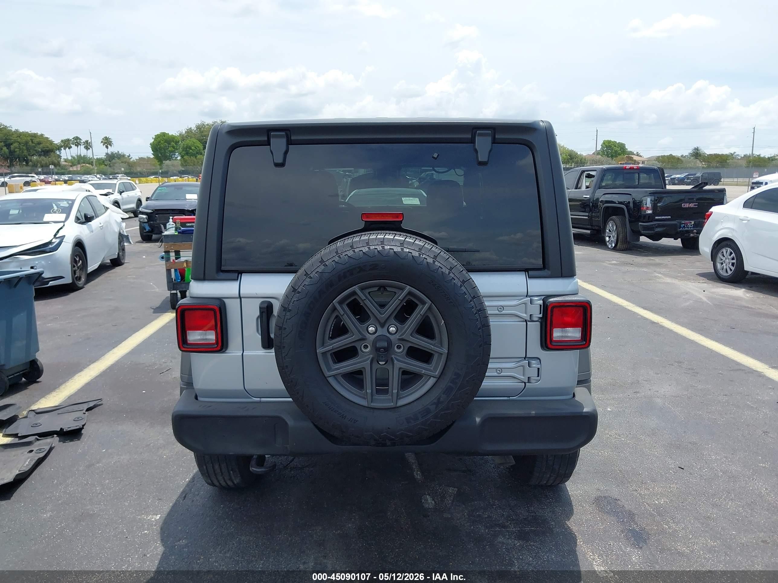 2024 Jeep Wrangler 4-door Sport S 4x4 Серебряный vin: 1C4PJXDG4RW244725