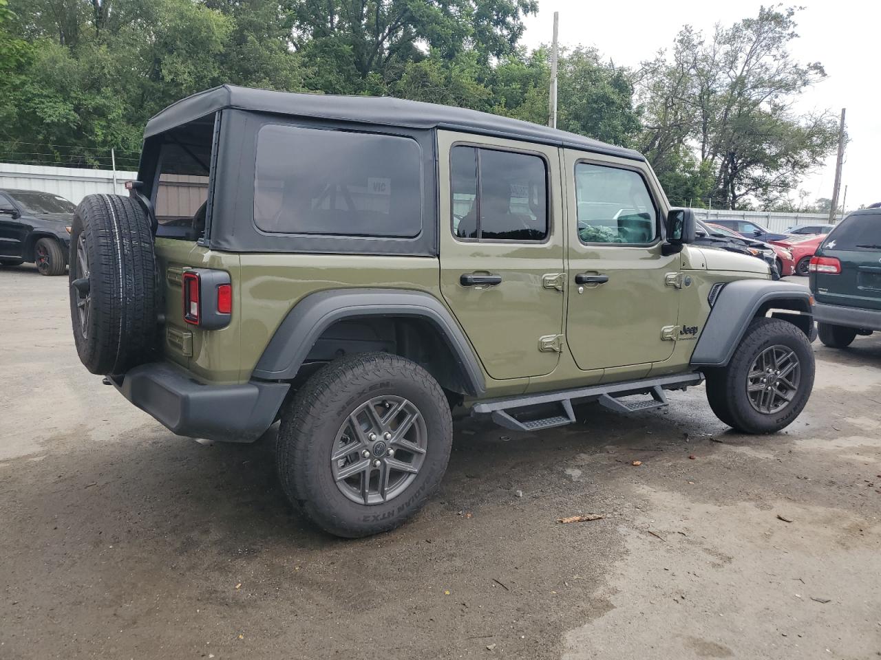 2025 Jeep Wrangler Sport Зеленый vin: 1C4PJXDG5SW563914