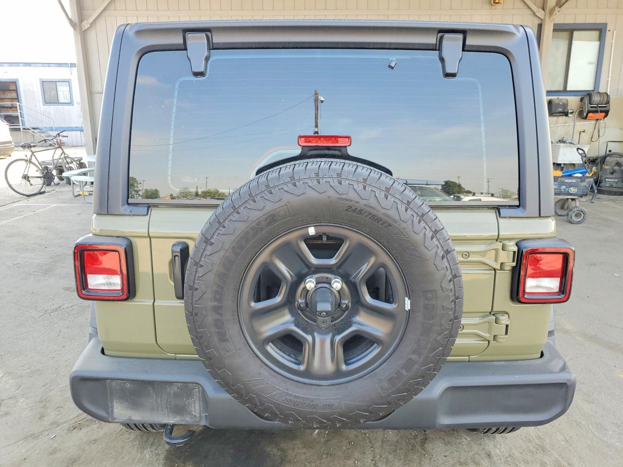 2025 Jeep Wrangler Sport Green vin: 1C4PJXDG6SW631380