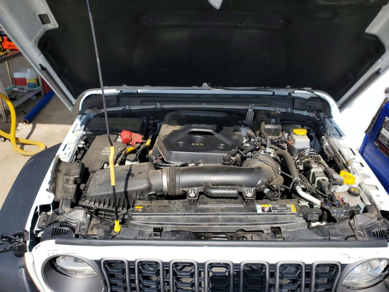 2025 Jeep Wrangler Sport White vin: 1C4PJXDN1SW500310