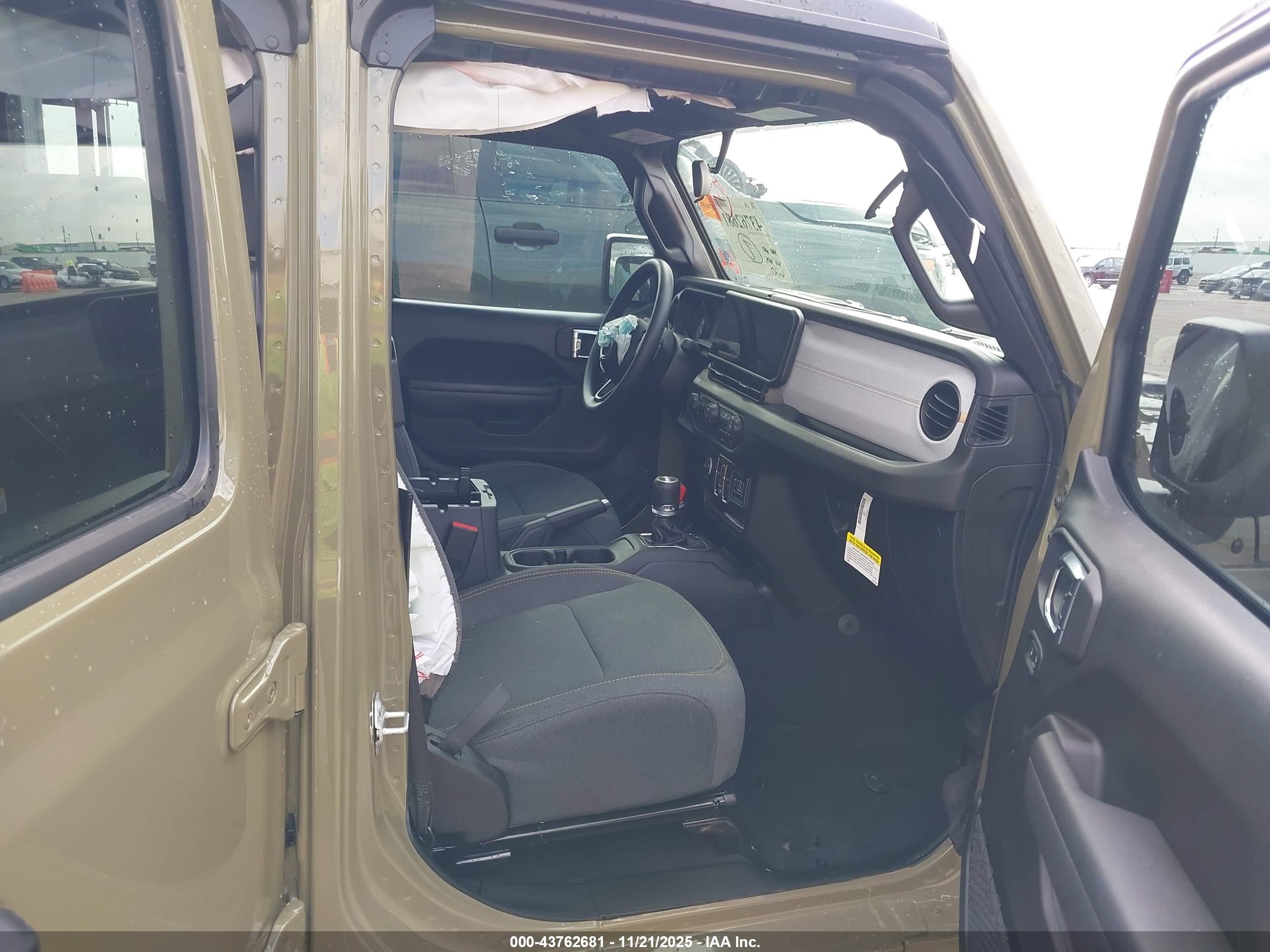2025 Jeep Wrangler 4-door Sport 4x4 Зеленый vin: 1C4PJXDN2SW620942