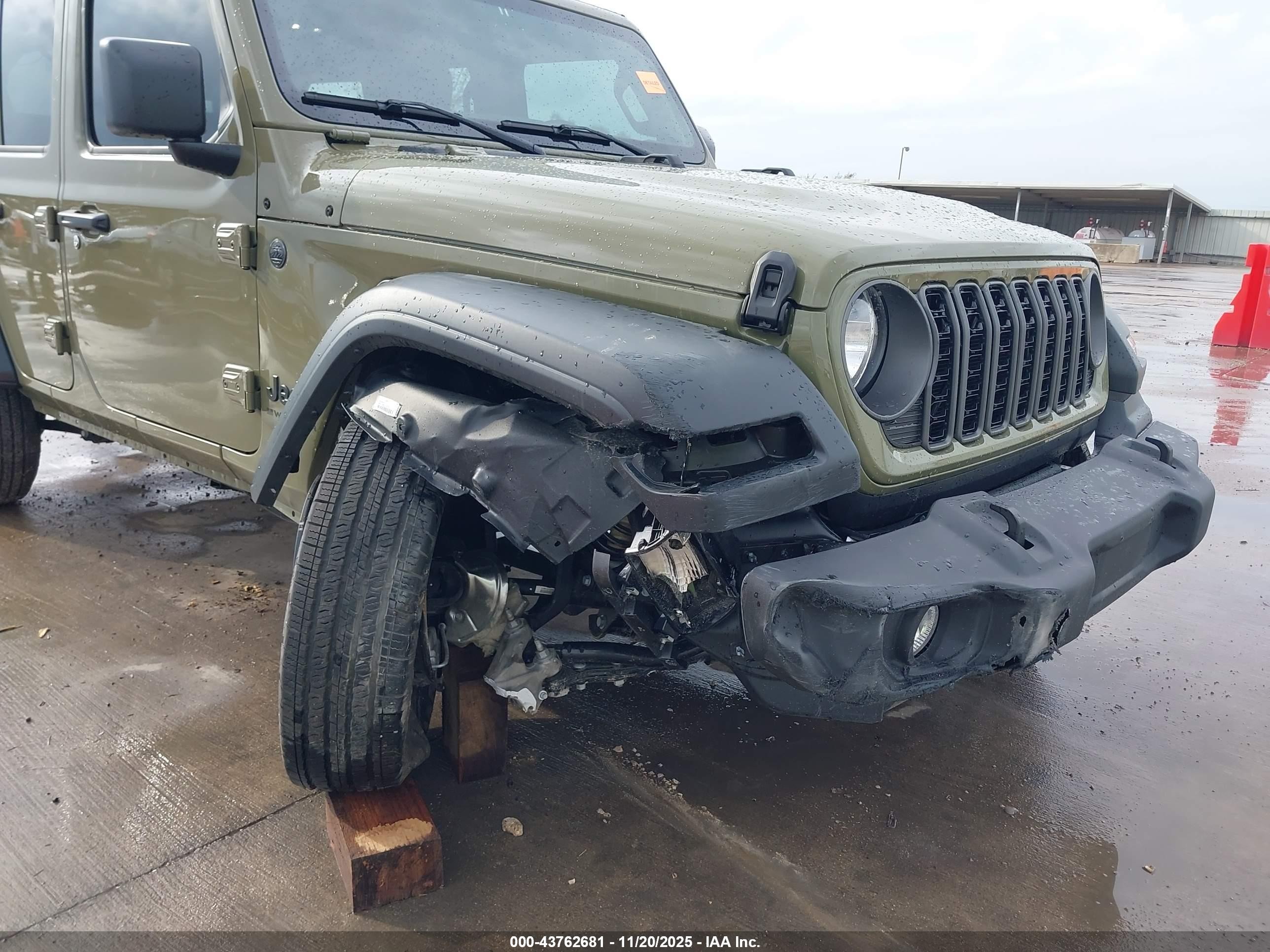 2025 Jeep Wrangler 4-door Sport 4x4 Зеленый vin: 1C4PJXDN2SW620942