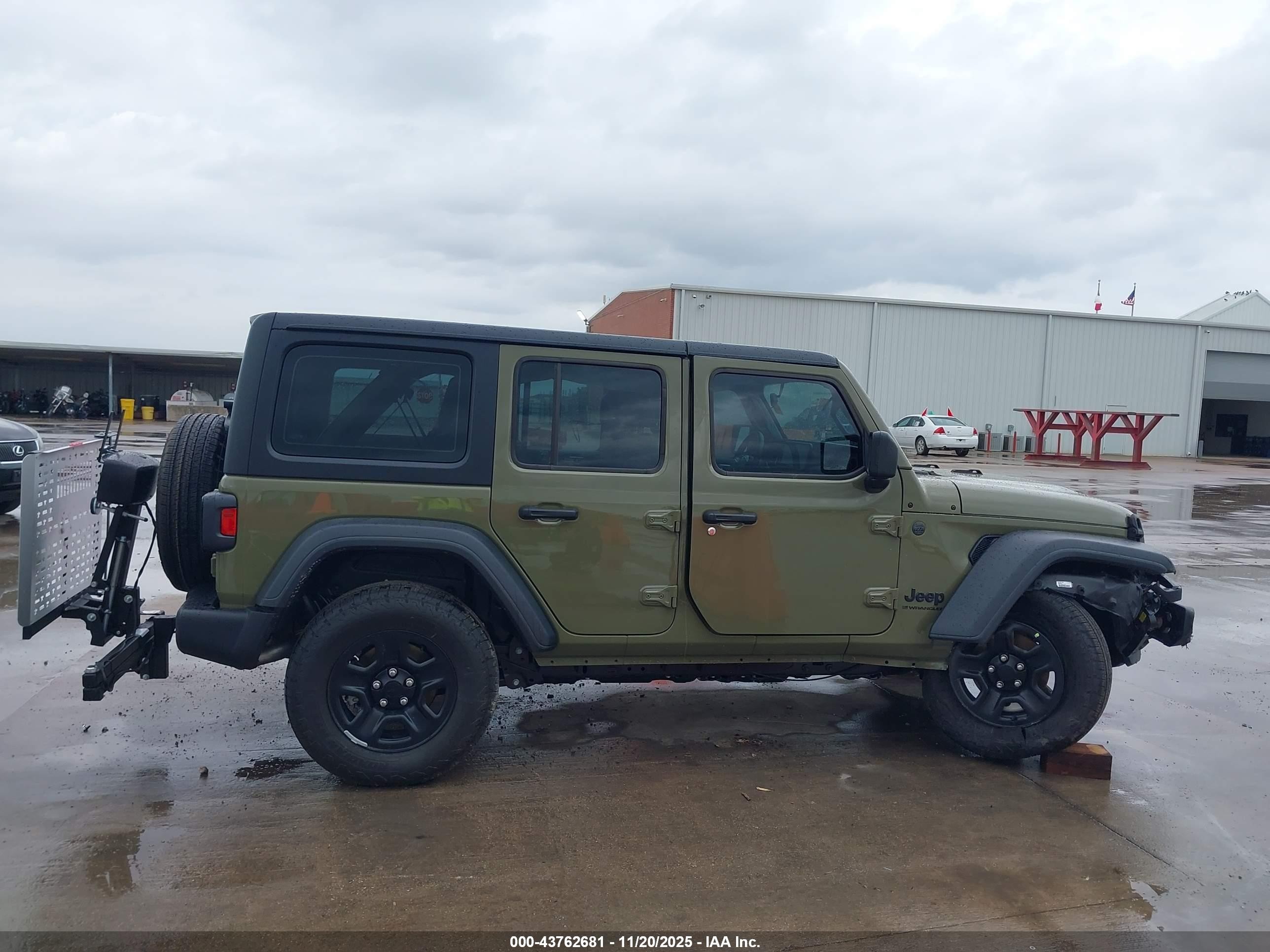 2025 Jeep Wrangler 4-door Sport 4x4 Зеленый vin: 1C4PJXDN2SW620942