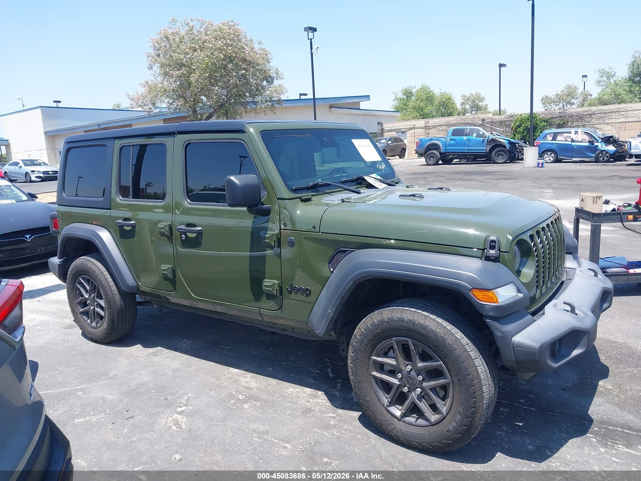 2024 Jeep Wrangler 4-door Sport S 4x4 Зеленый vin: 1C4PJXDN8RW110105