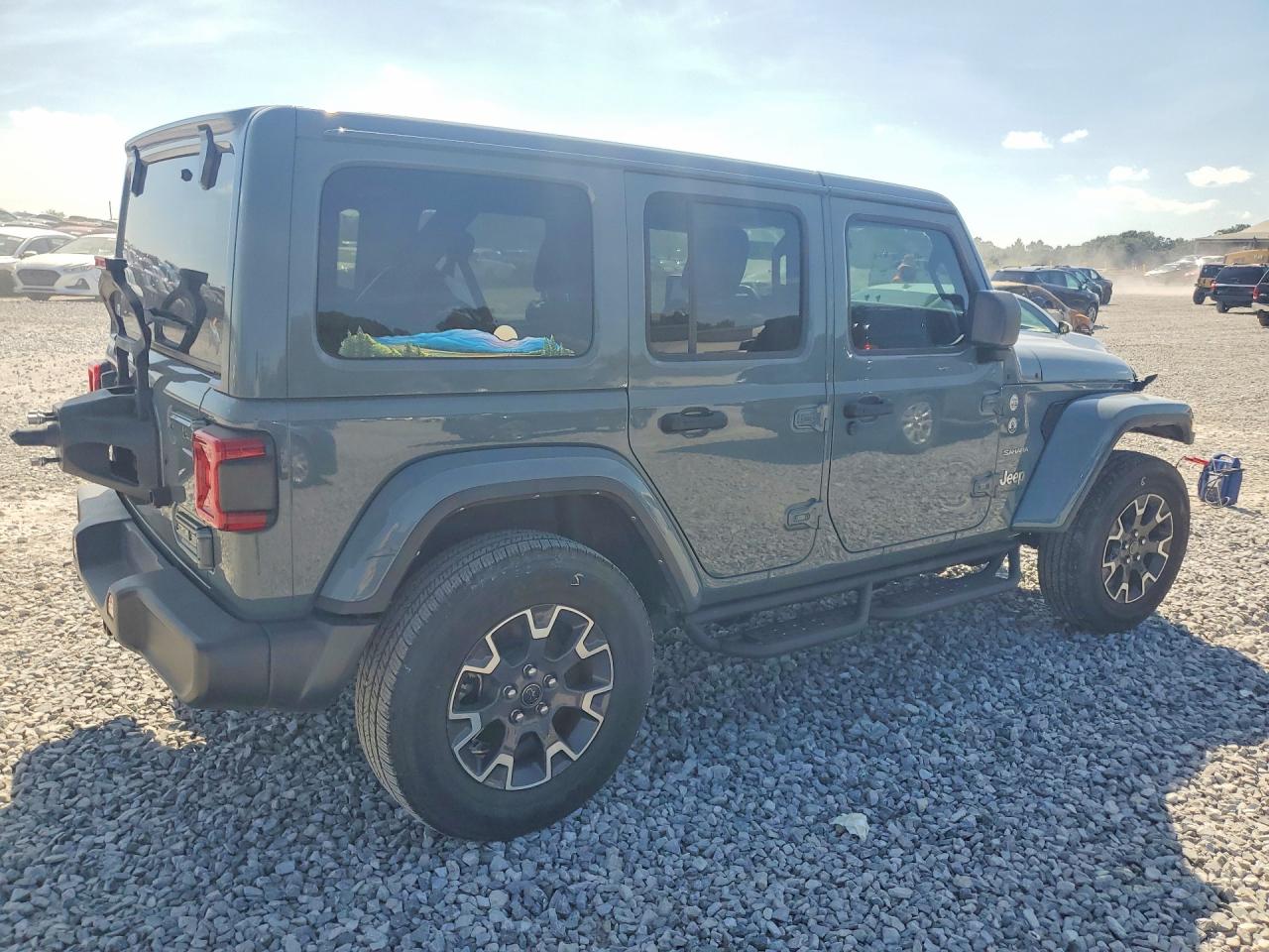 2024 Jeep Wrangler Sahara Серый vin: 1C4PJXEG2RW247055