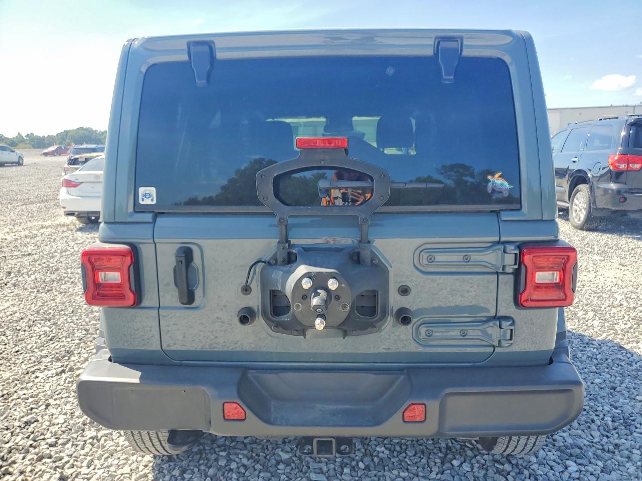 2024 Jeep Wrangler Sahara Серый vin: 1C4PJXEG2RW247055