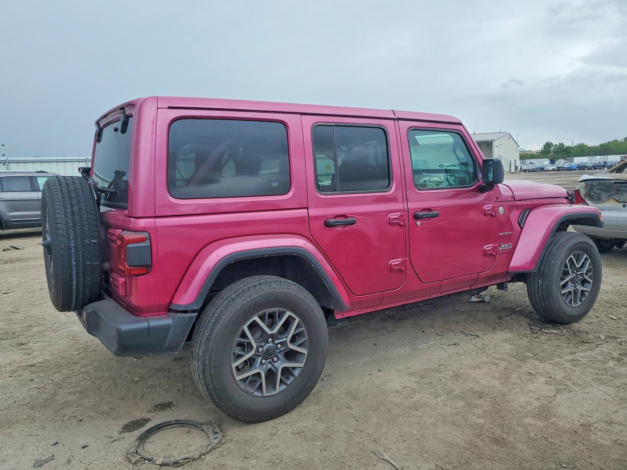 2024 Jeep Wrangler Sahara Розовый vin: 1C4PJXEG2RW328654