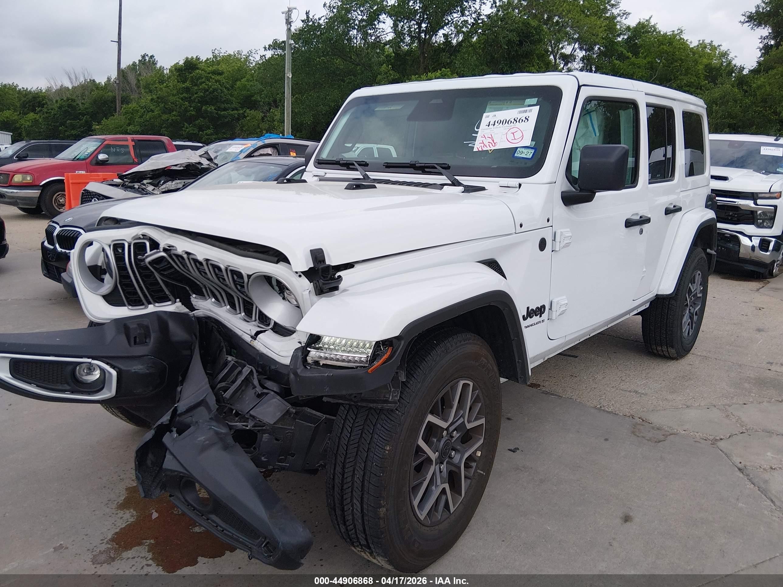 2026 Jeep Wrangler Sahara 4x4 Белый vin: 1C4PJXEN4TW179699
