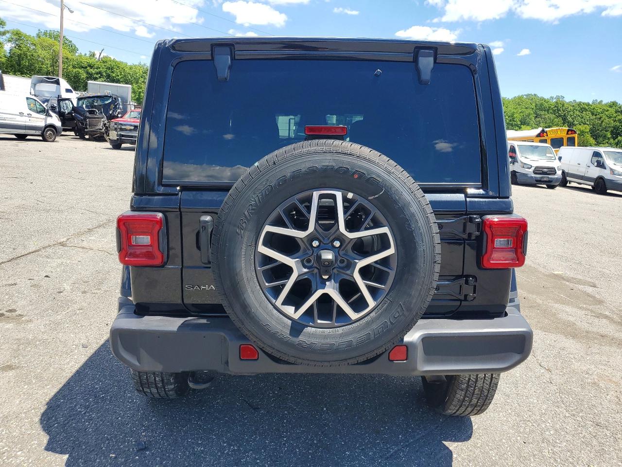 2026 Jeep Wrangler Sahara Black vin: 1C4PJXEN4TW179945