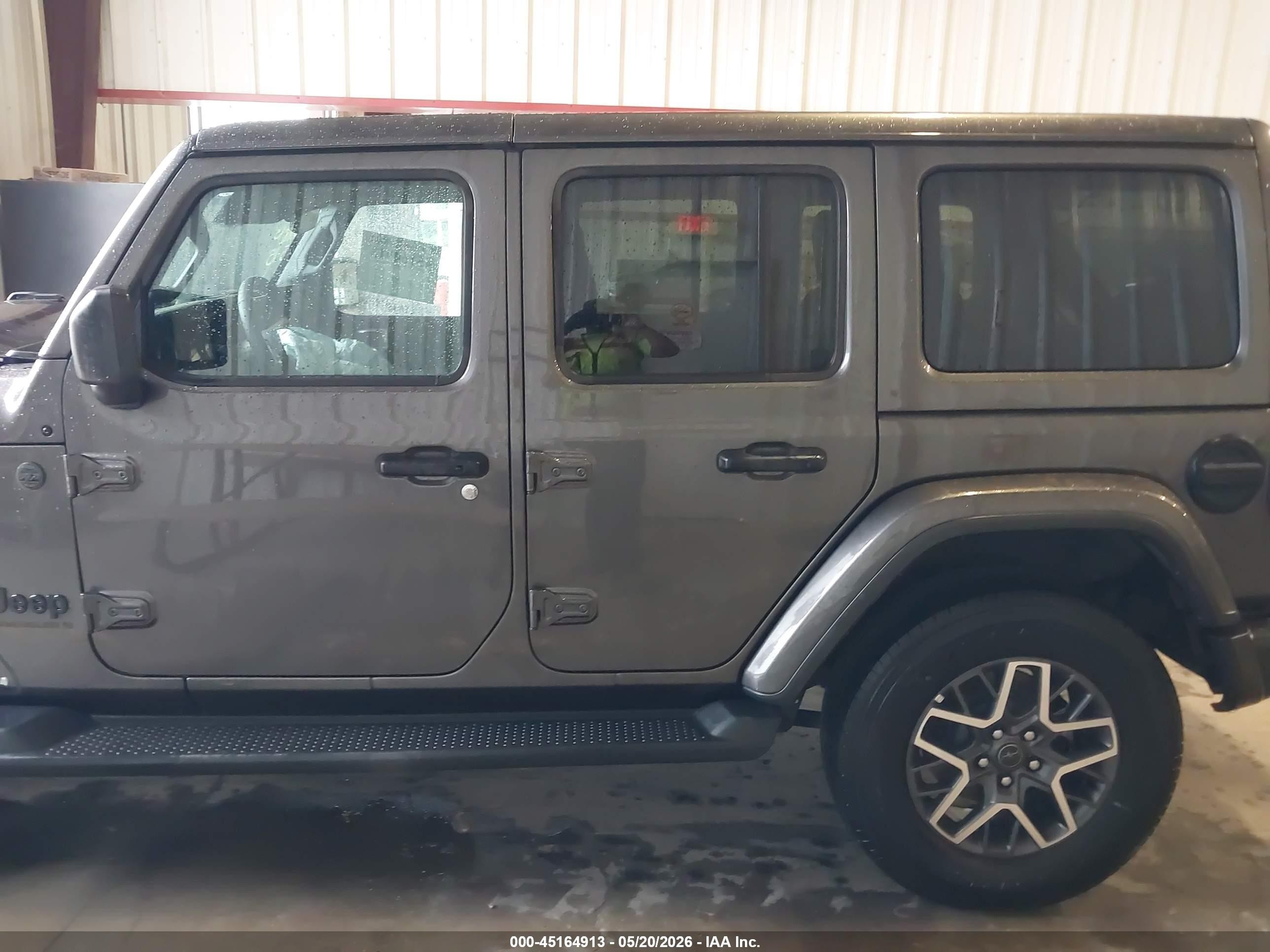 2025 Jeep Wrangler 4-door Sahara 4x4 Gray vin: 1C4PJXEN8SW653104