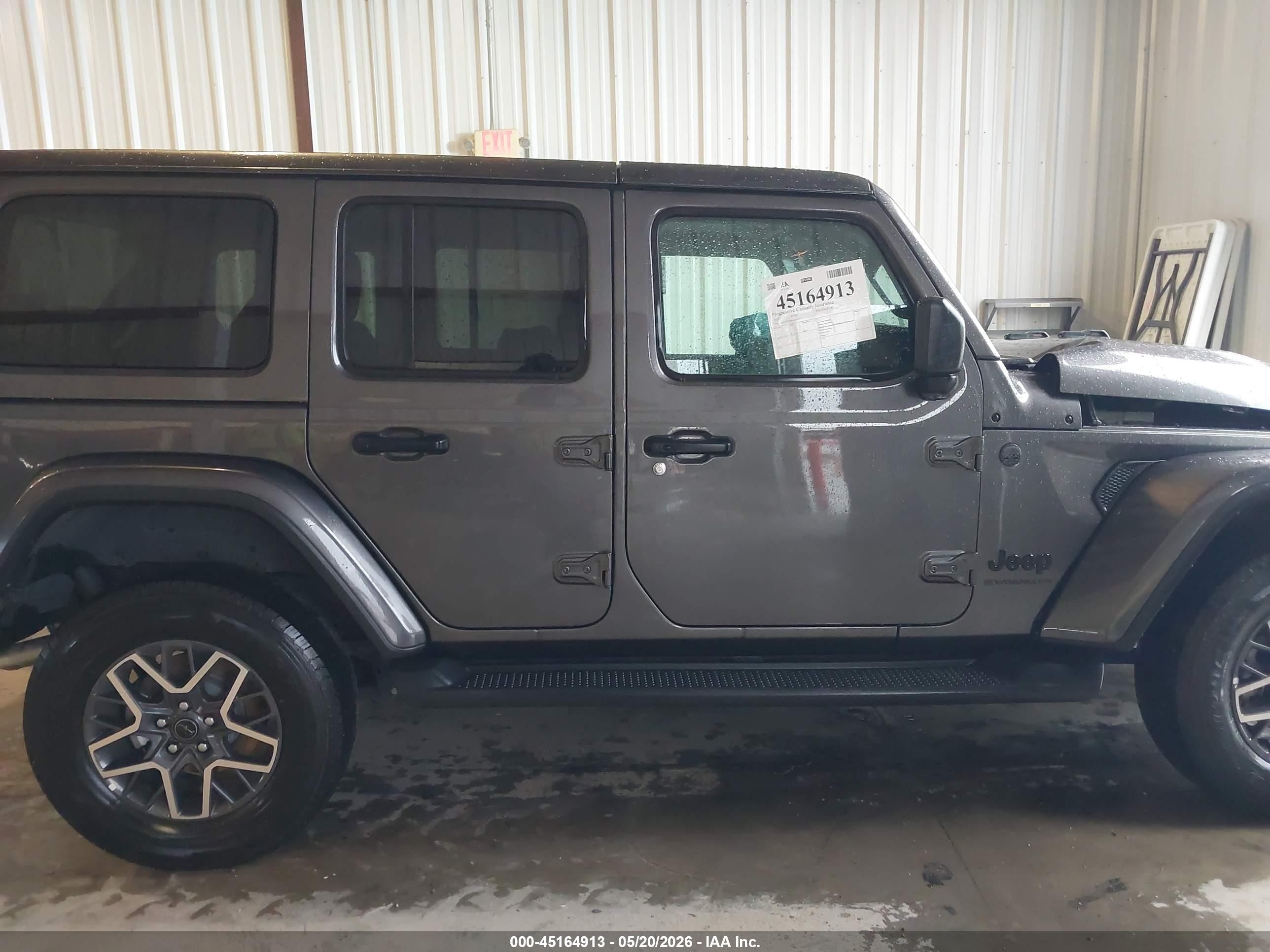 2025 Jeep Wrangler 4-door Sahara 4x4 Gray vin: 1C4PJXEN8SW653104