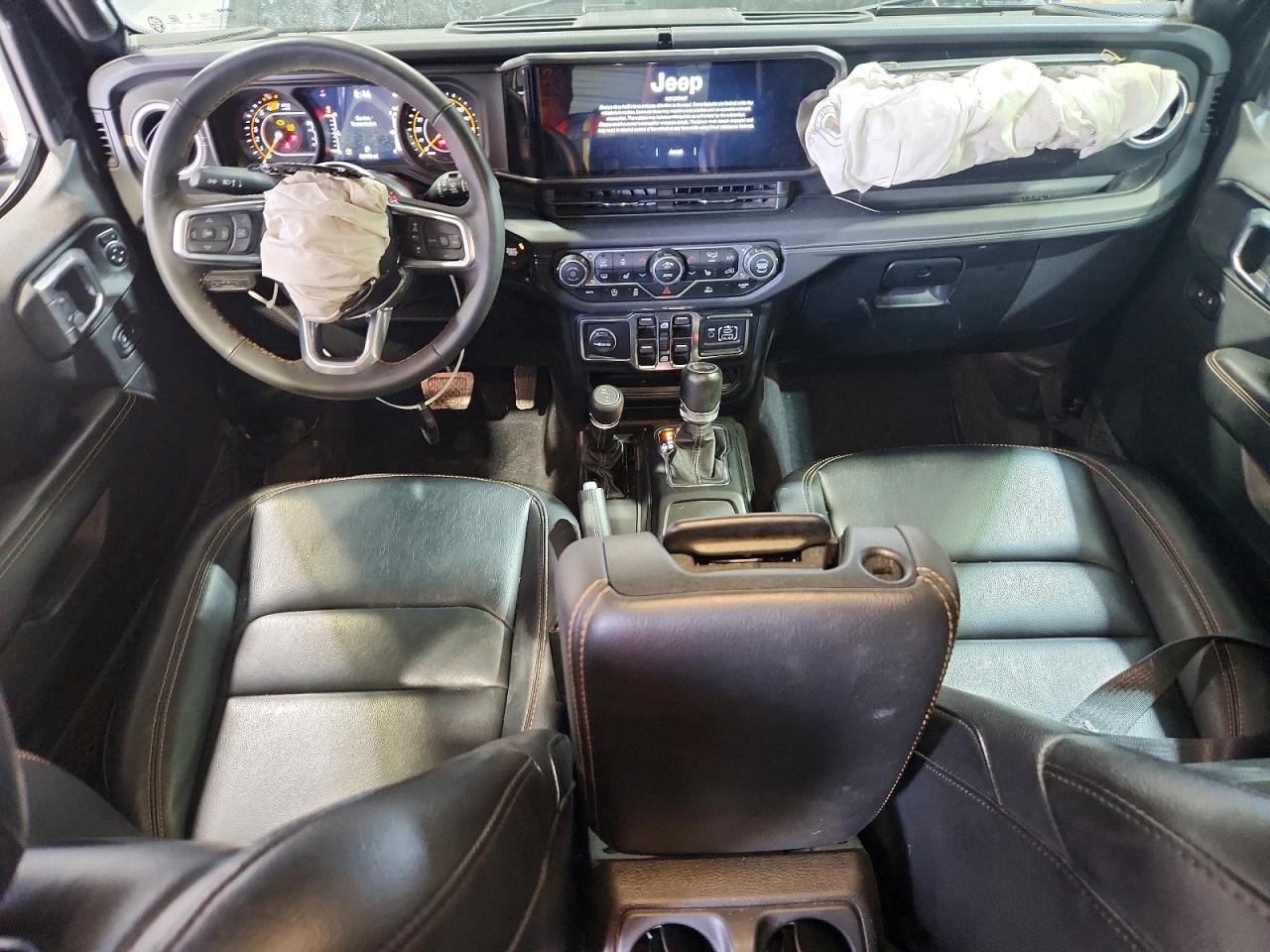 2024 Jeep Wrangler Sahara Black vin: 1C4PJXEN9RW104232