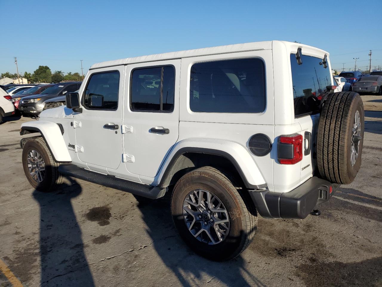 2025 Jeep Wrangler Sahara White vin: 1C4PJXEN9SW609774