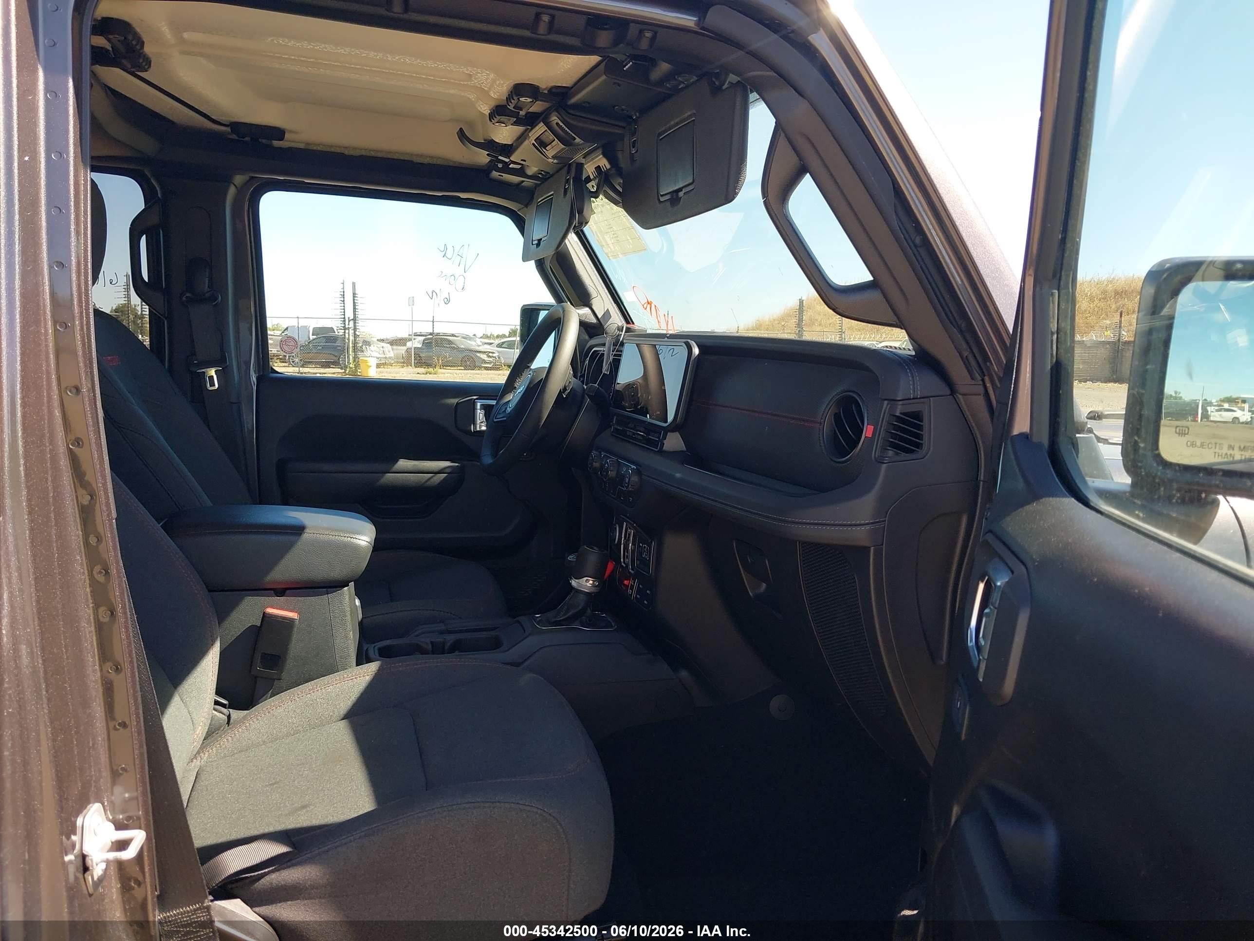 2025 Jeep Wrangler 4-door Rubicon 4x4 Gray vin: 1C4PJXFN7SW572691