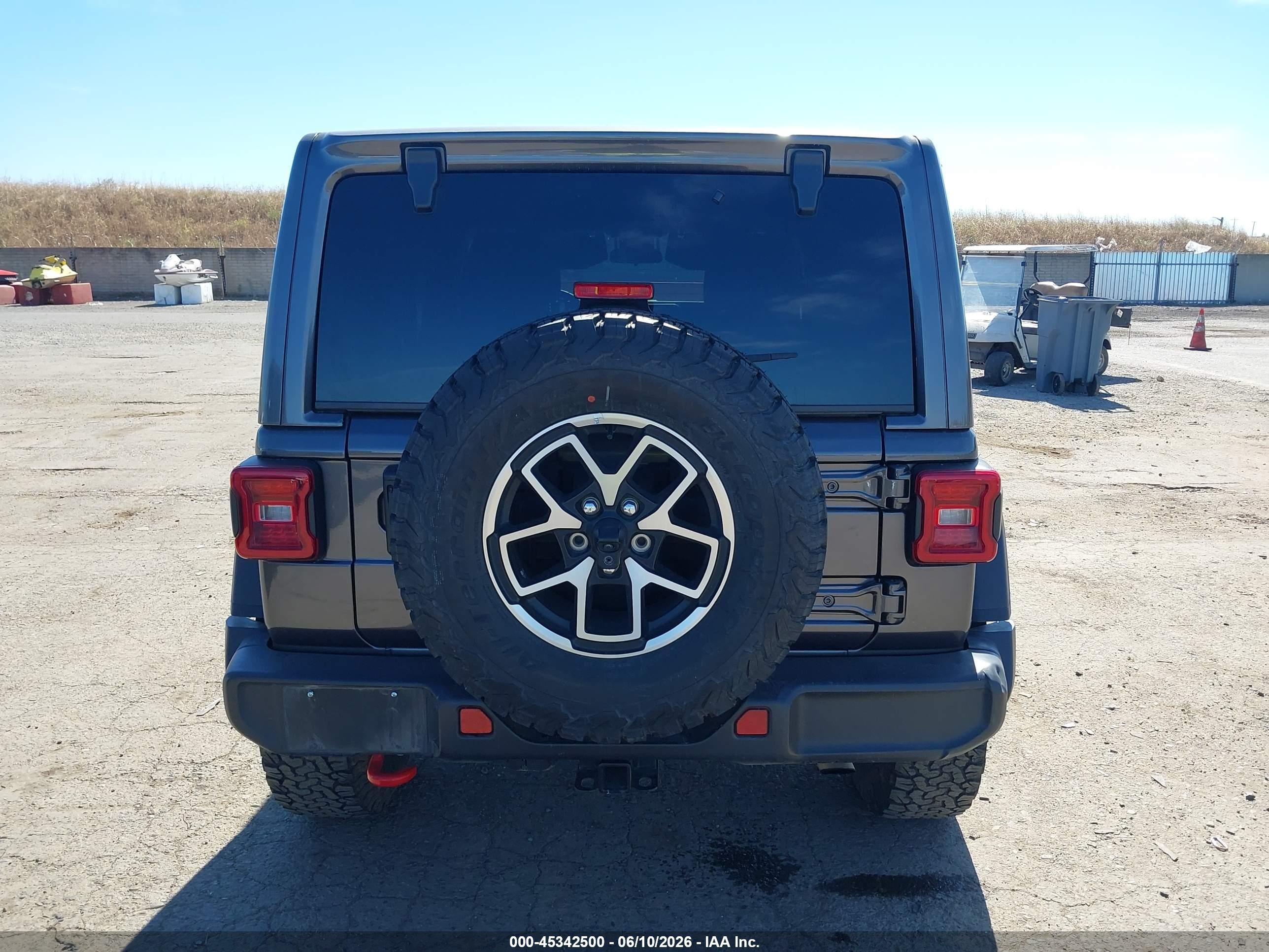 2025 Jeep Wrangler 4-door Rubicon 4x4 Gray vin: 1C4PJXFN7SW572691