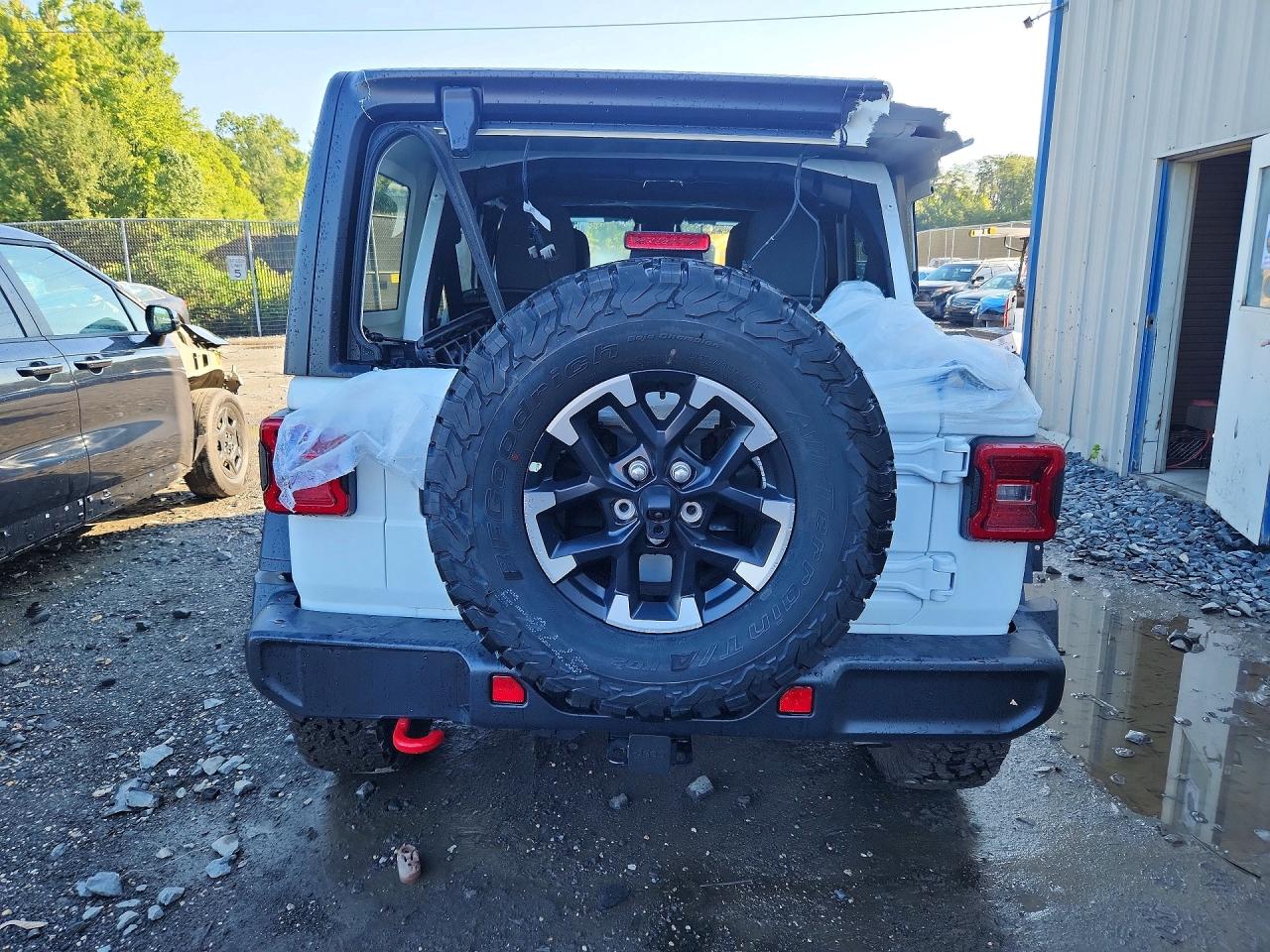 2026 Jeep Wrangler Rubicon White vin: 1C4PJXFN9TW286312